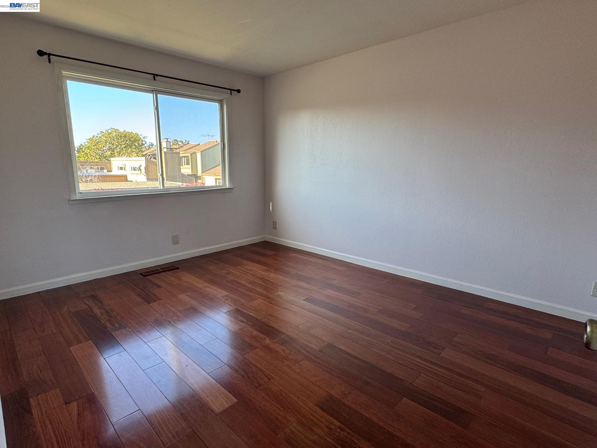 Photo #10: 41127050 Listing: Photo #10