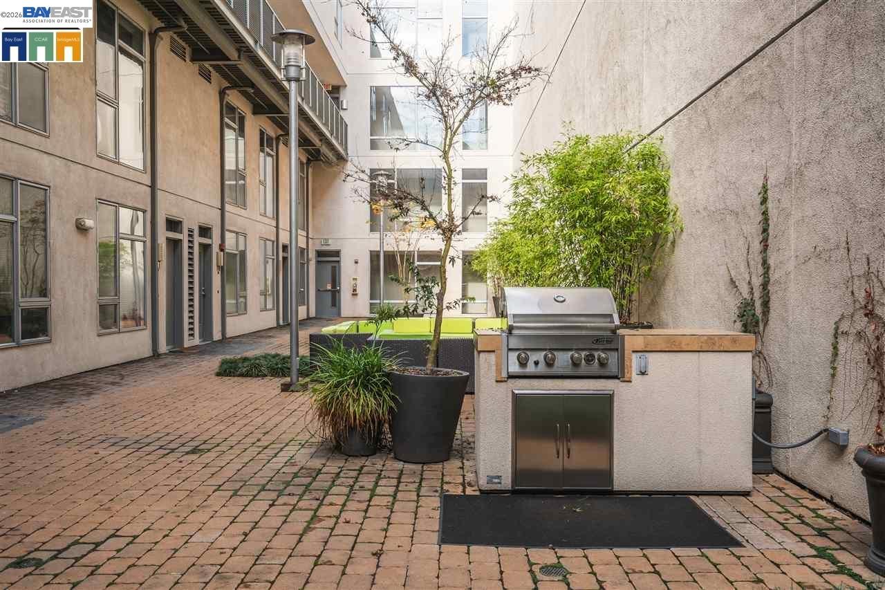 Detail Gallery Image 26 of 29 For 630 Thomas L Berkley Way #403,  Oakland,  CA 94612 - 1 Beds | 1 Baths