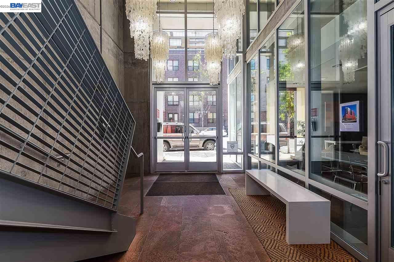 Detail Gallery Image 28 of 29 For 630 Thomas L Berkley Way #403,  Oakland,  CA 94612 - 1 Beds | 1 Baths