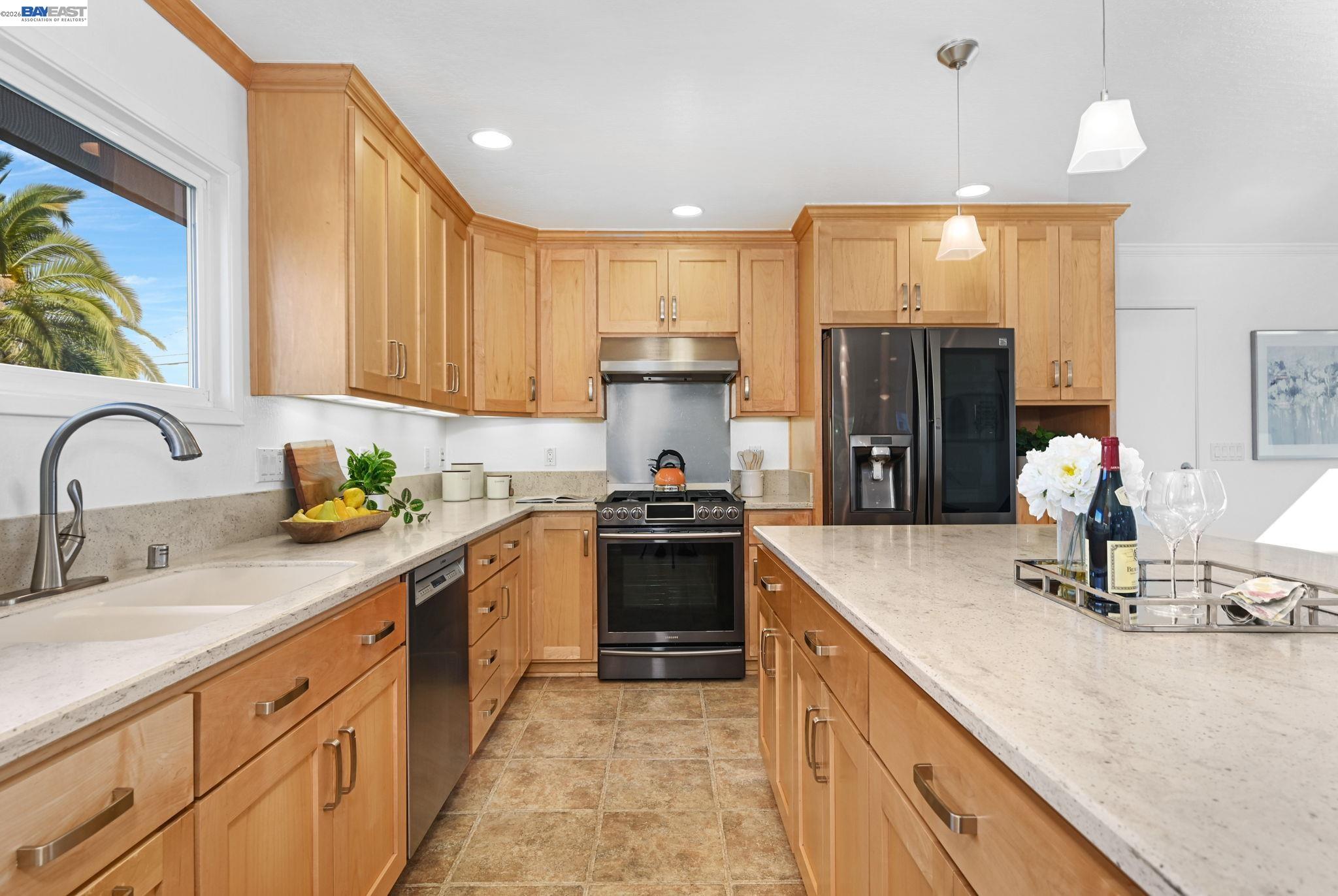 Detail Gallery Image 10 of 27 For 1416 Harrington St, Fremont,  CA 94539 - 3 Beds | 2 Baths