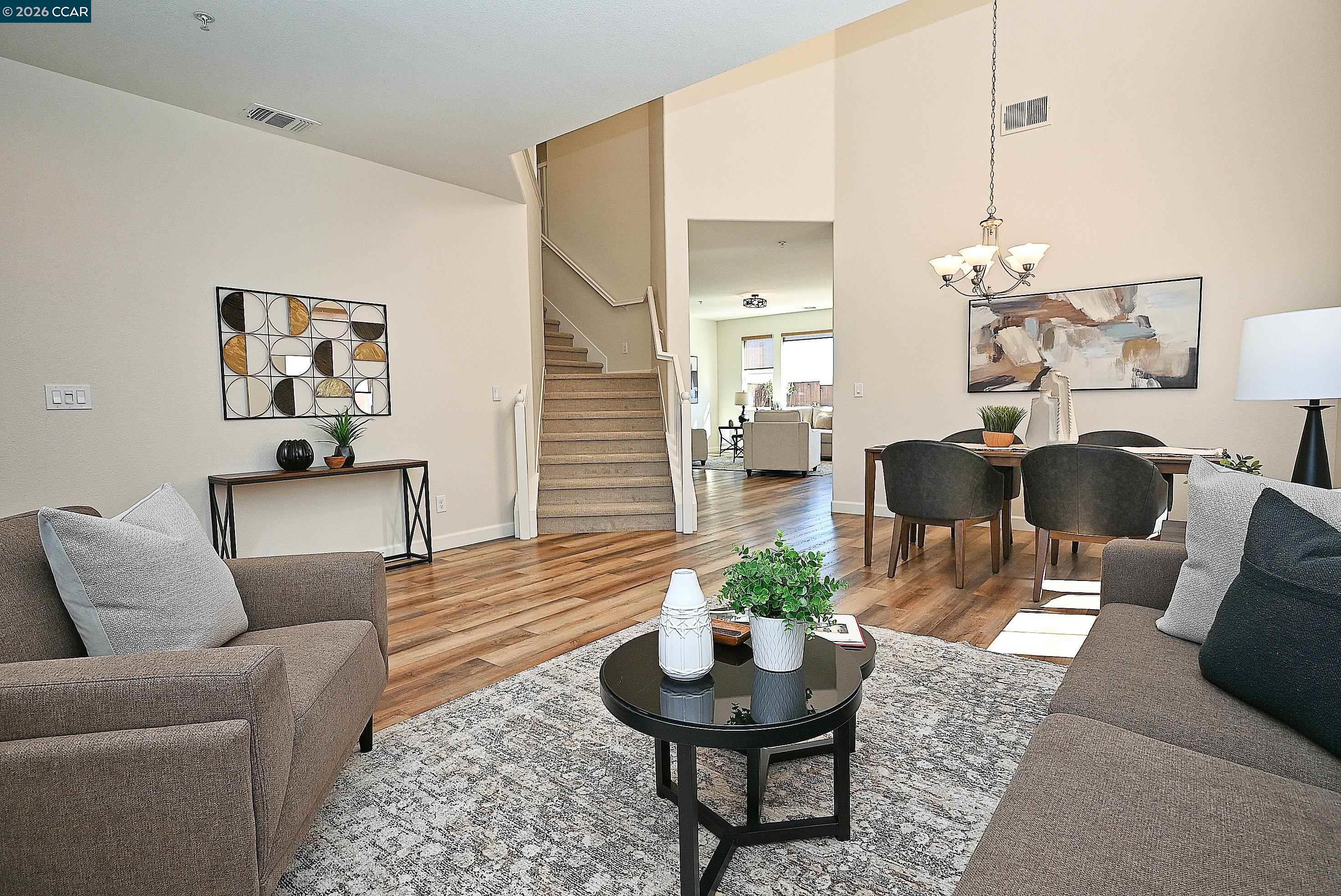 Detail Gallery Image 2 of 53 For 2617 Tampico Dr, Pittsburg,  CA 94565 - 5 Beds | 3 Baths