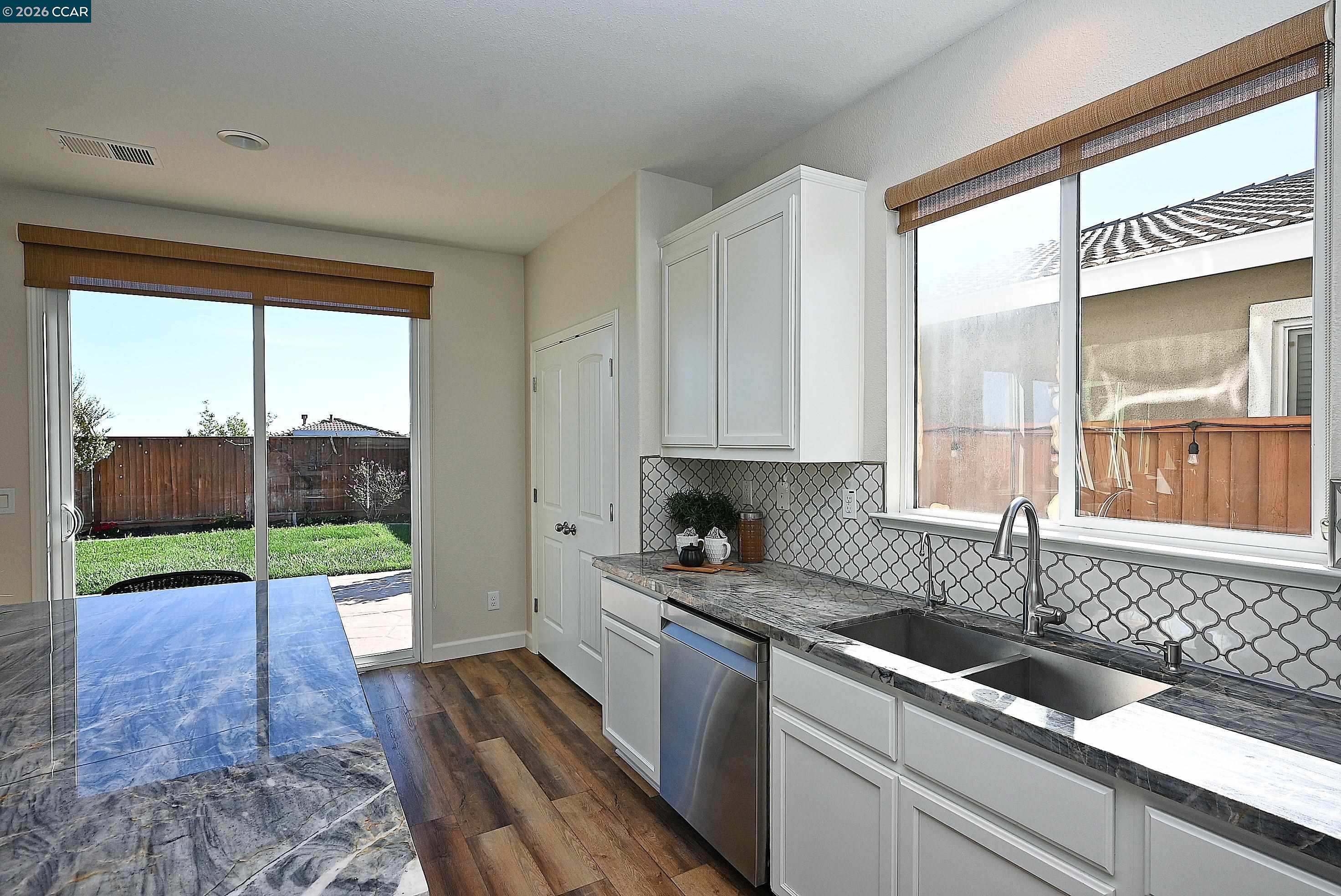 Detail Gallery Image 16 of 53 For 2617 Tampico Dr, Pittsburg,  CA 94565 - 5 Beds | 3 Baths