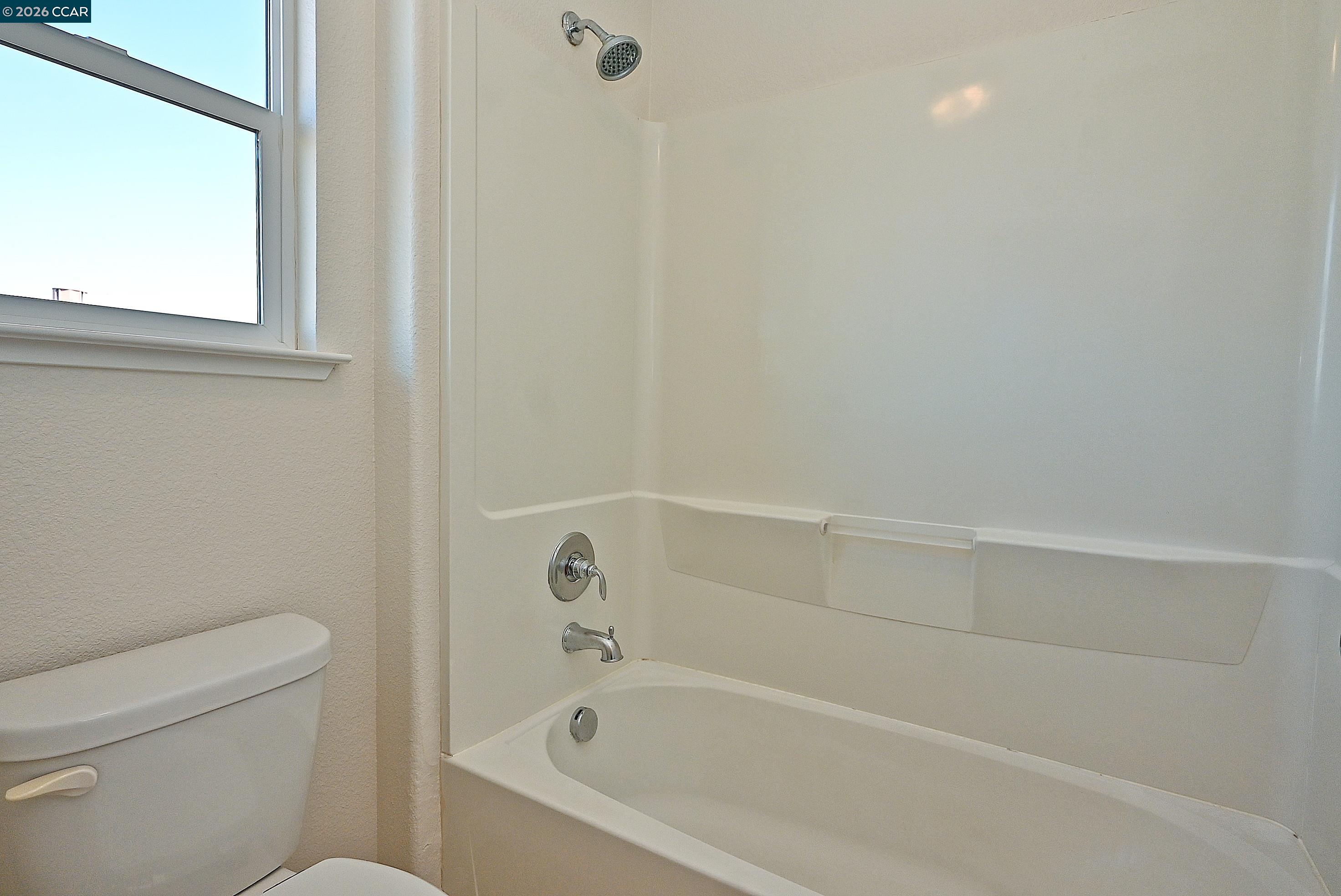 Detail Gallery Image 40 of 53 For 2617 Tampico Dr, Pittsburg,  CA 94565 - 5 Beds | 3 Baths