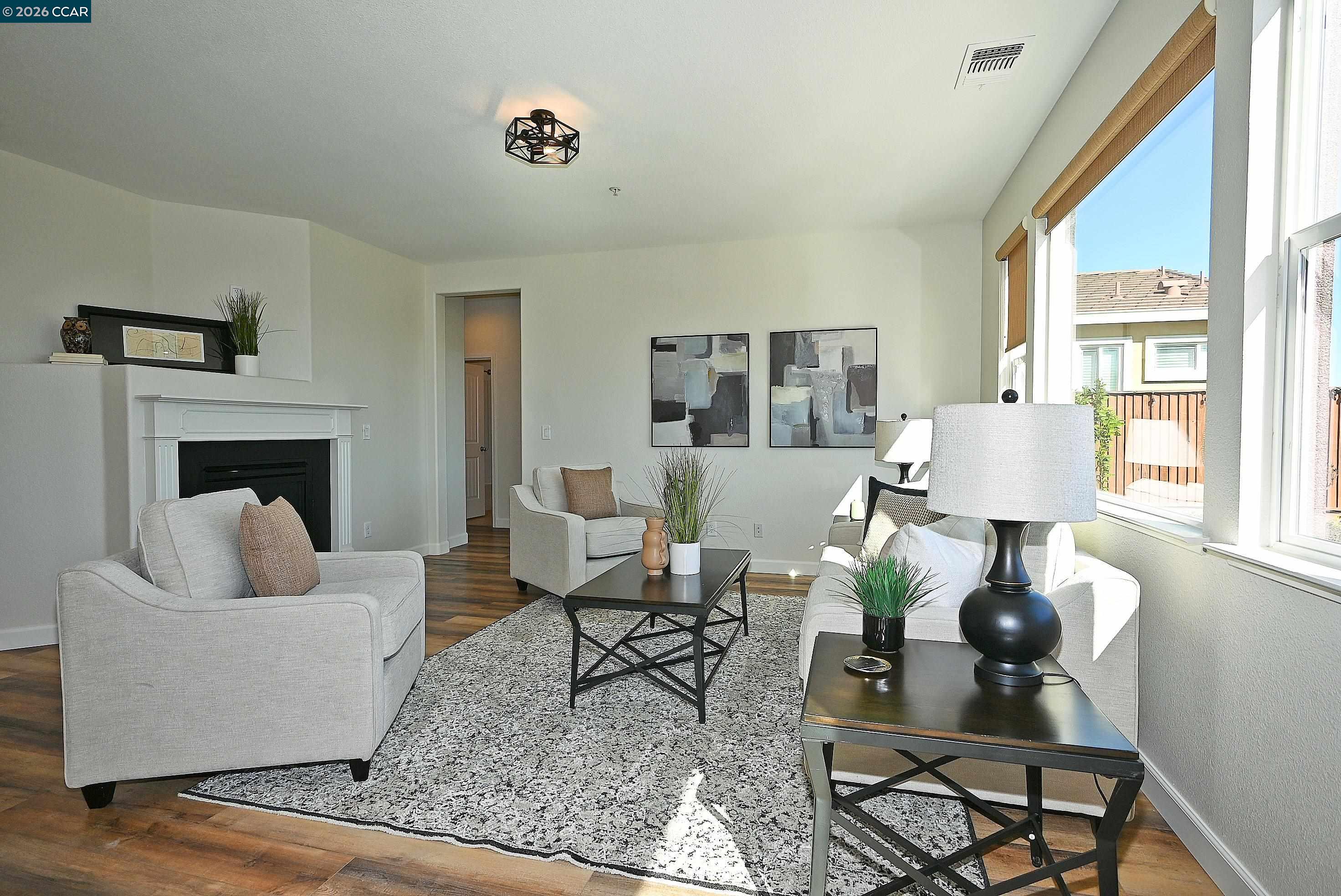 Detail Gallery Image 8 of 53 For 2617 Tampico Dr, Pittsburg,  CA 94565 - 5 Beds | 3 Baths