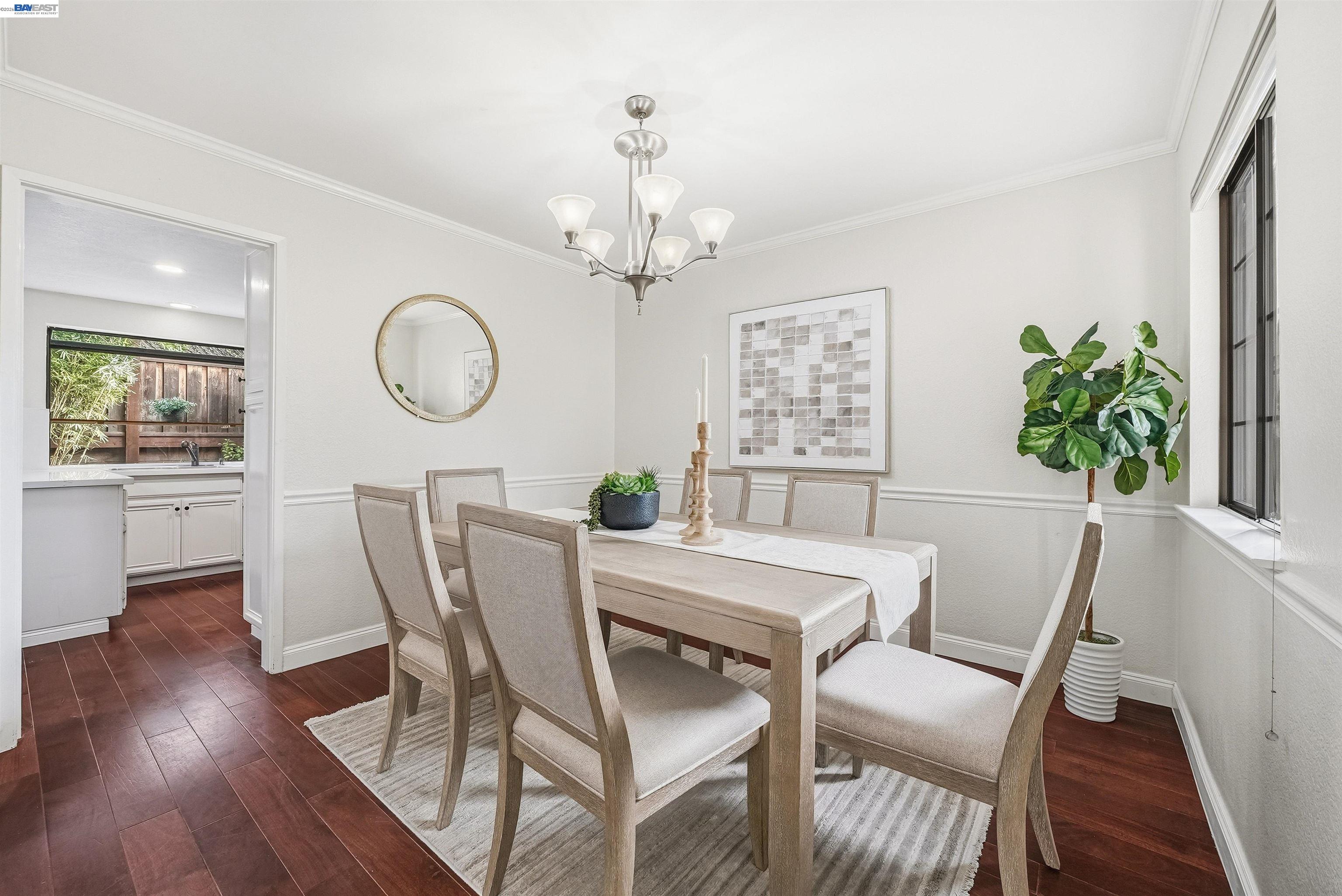 Detail Gallery Image 9 of 39 For 3653 Kamp Dr, Pleasanton,  CA 94588 - 4 Beds | 2/1 Baths