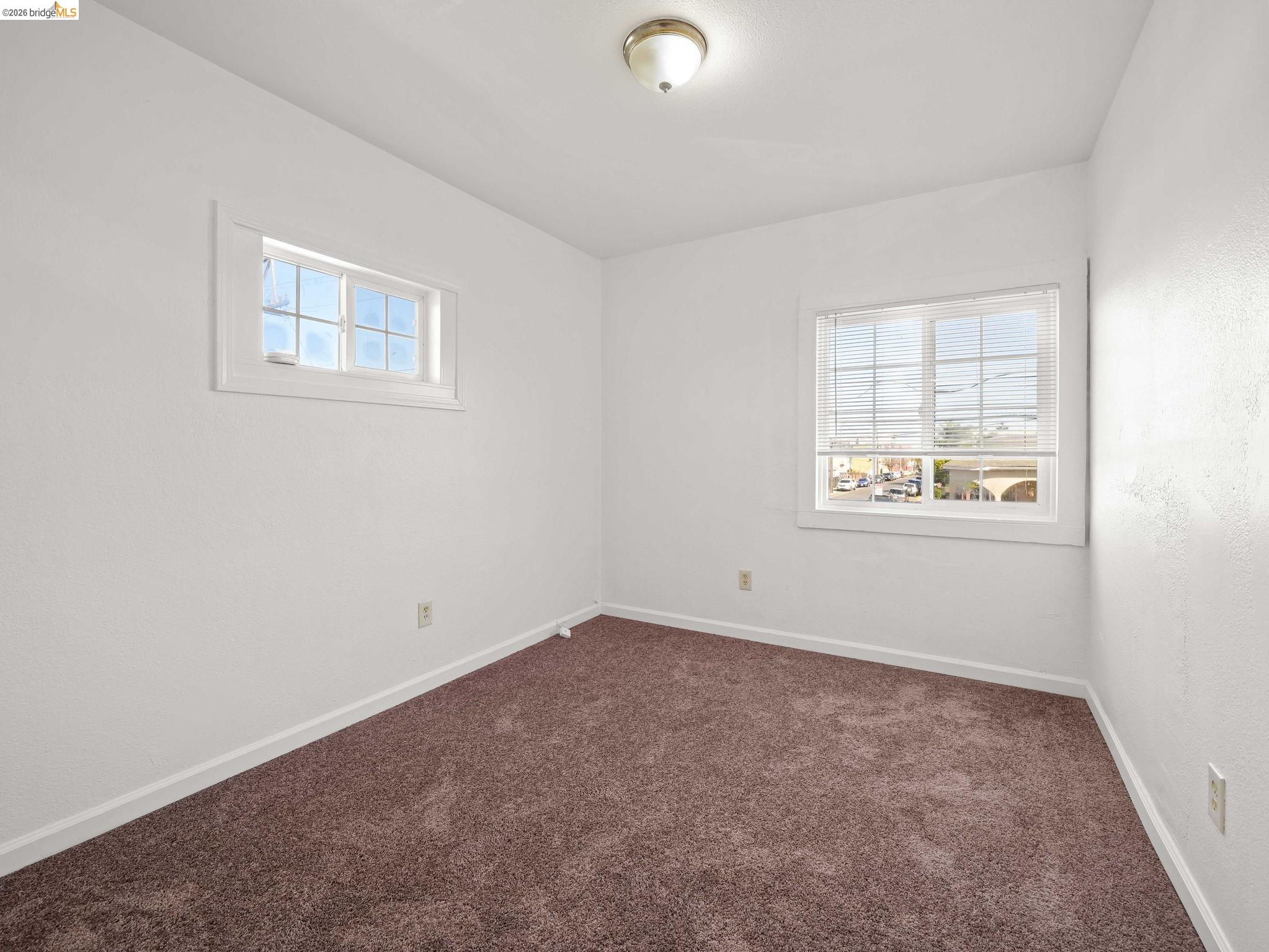 Detail Gallery Image 10 of 17 For 400 Bissell #402,  Richmond,  CA 94801 - 3 Beds | 1/1 Baths