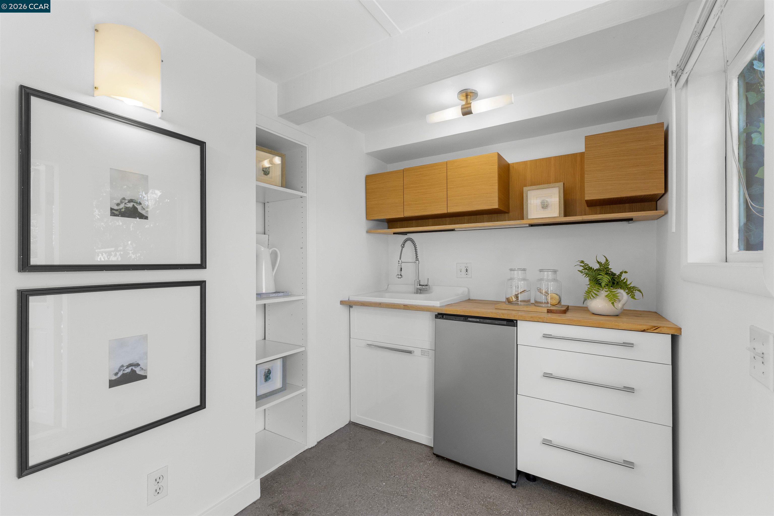 Detail Gallery Image 22 of 37 For 3934 Cesar Chavez St, San Francisco,  CA 94131 - 3 Beds | 2 Baths