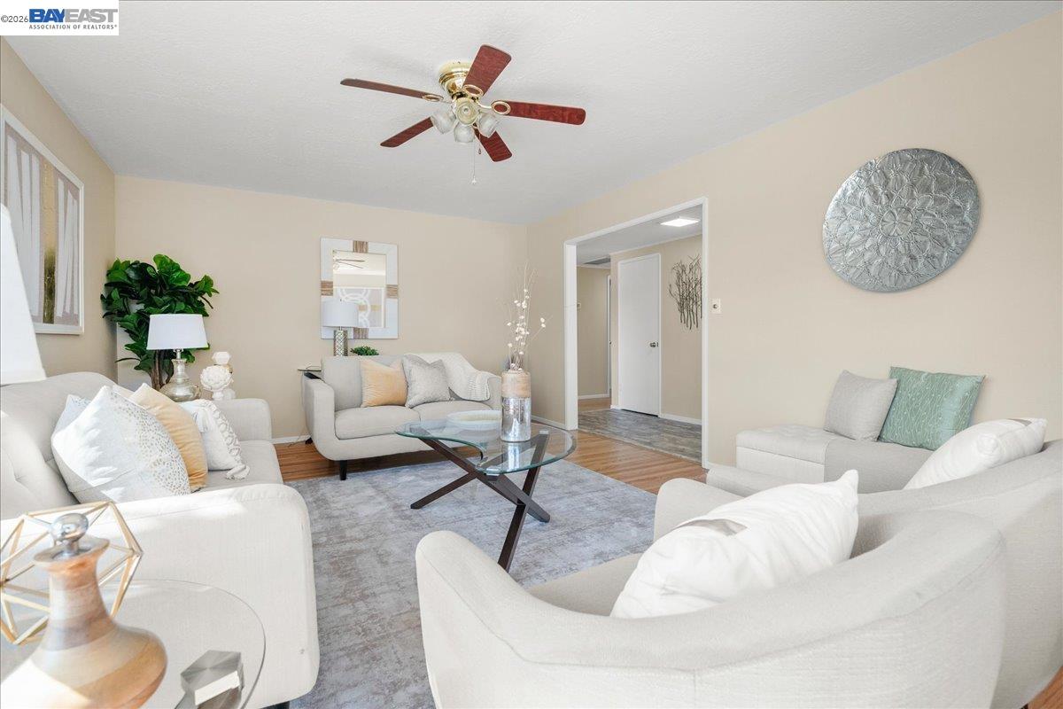 Detail Gallery Image 5 of 32 For 4583 Richmond Ave, Fremont,  CA 94536 - 3 Beds | 2 Baths