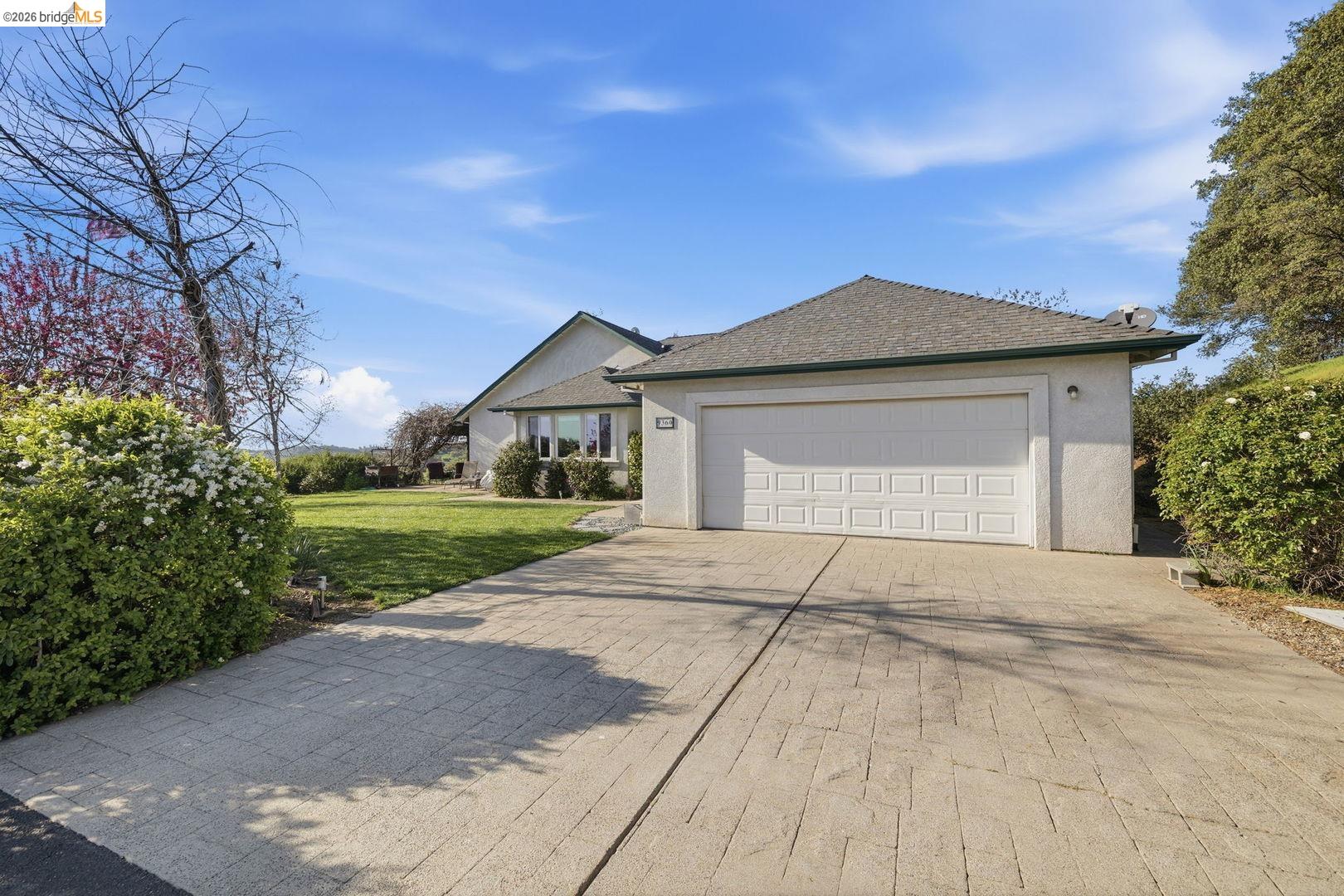 Detail Gallery Image 5 of 41 For 9360 Highway 49, Sonora,  CA 95370 - 3 Beds | 2/1 Baths