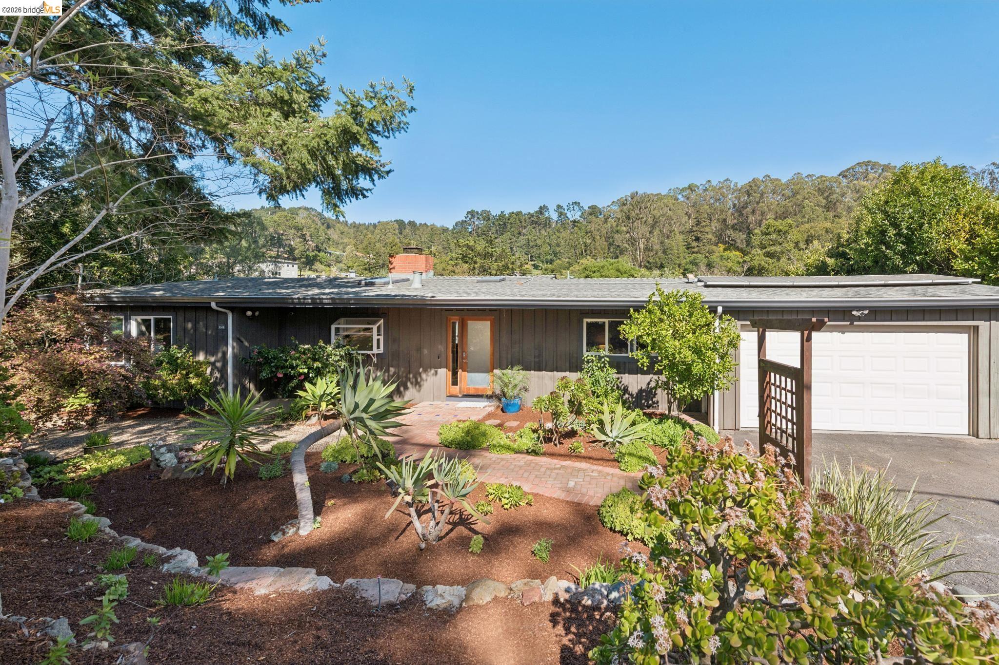 Front Image Thumbnail for EB41127063