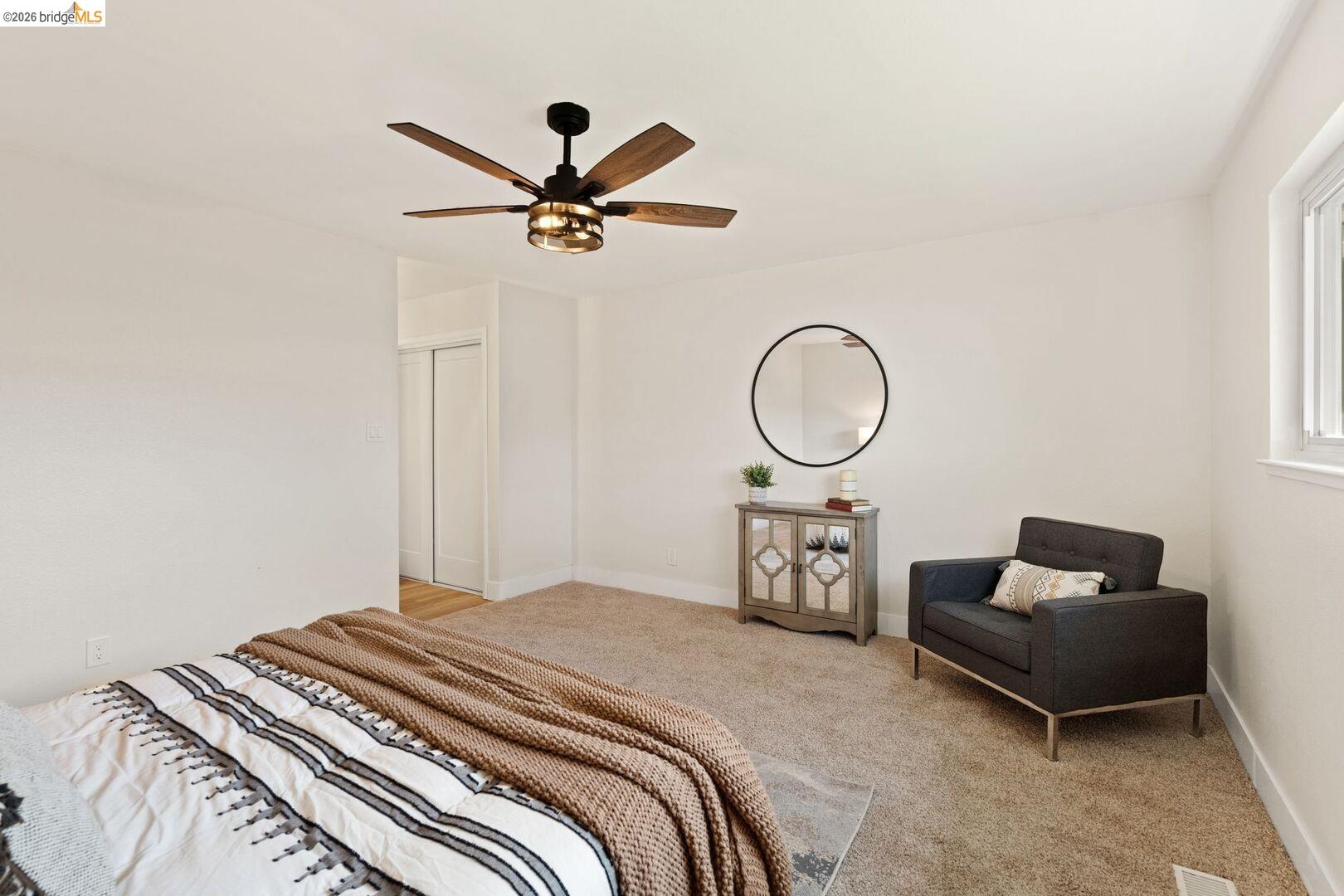 Detail Gallery Image 15 of 27 For 6978 Flintwood Way, Sacramento,  CA 95831 - 3 Beds | 2 Baths