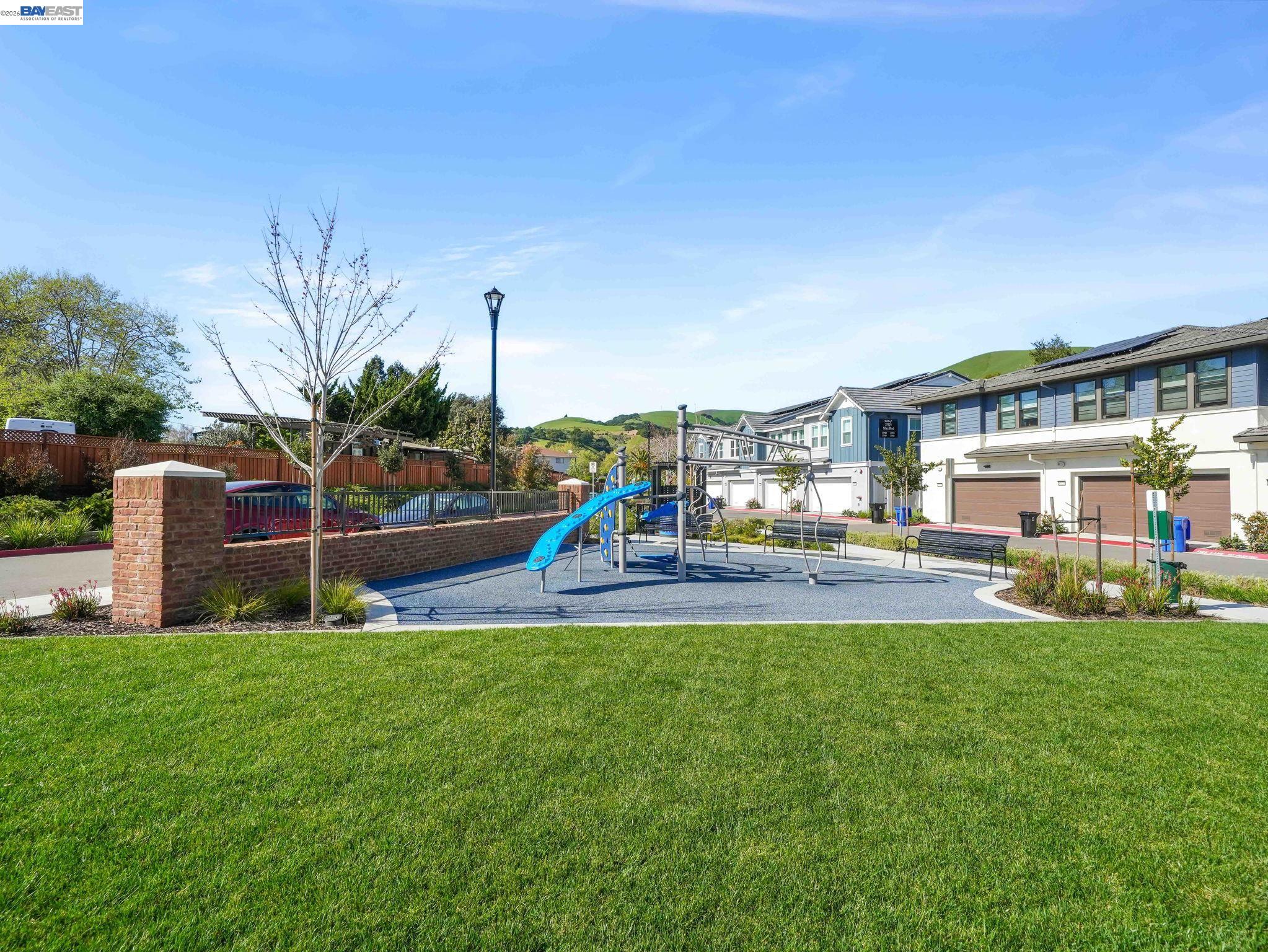 Detail Gallery Image 34 of 44 For 191 Sierra Terrace, Fremont,  CA 94536 - 4 Beds | 2/1 Baths