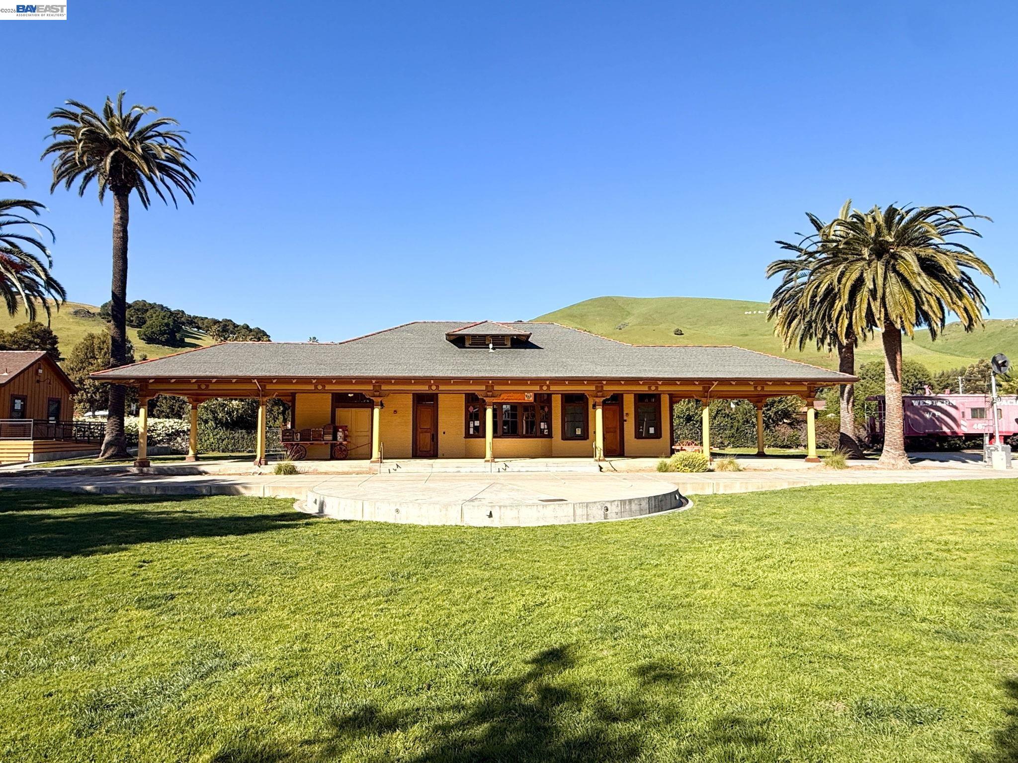 Detail Gallery Image 43 of 44 For 191 Sierra Terrace, Fremont,  CA 94536 - 4 Beds | 2/1 Baths