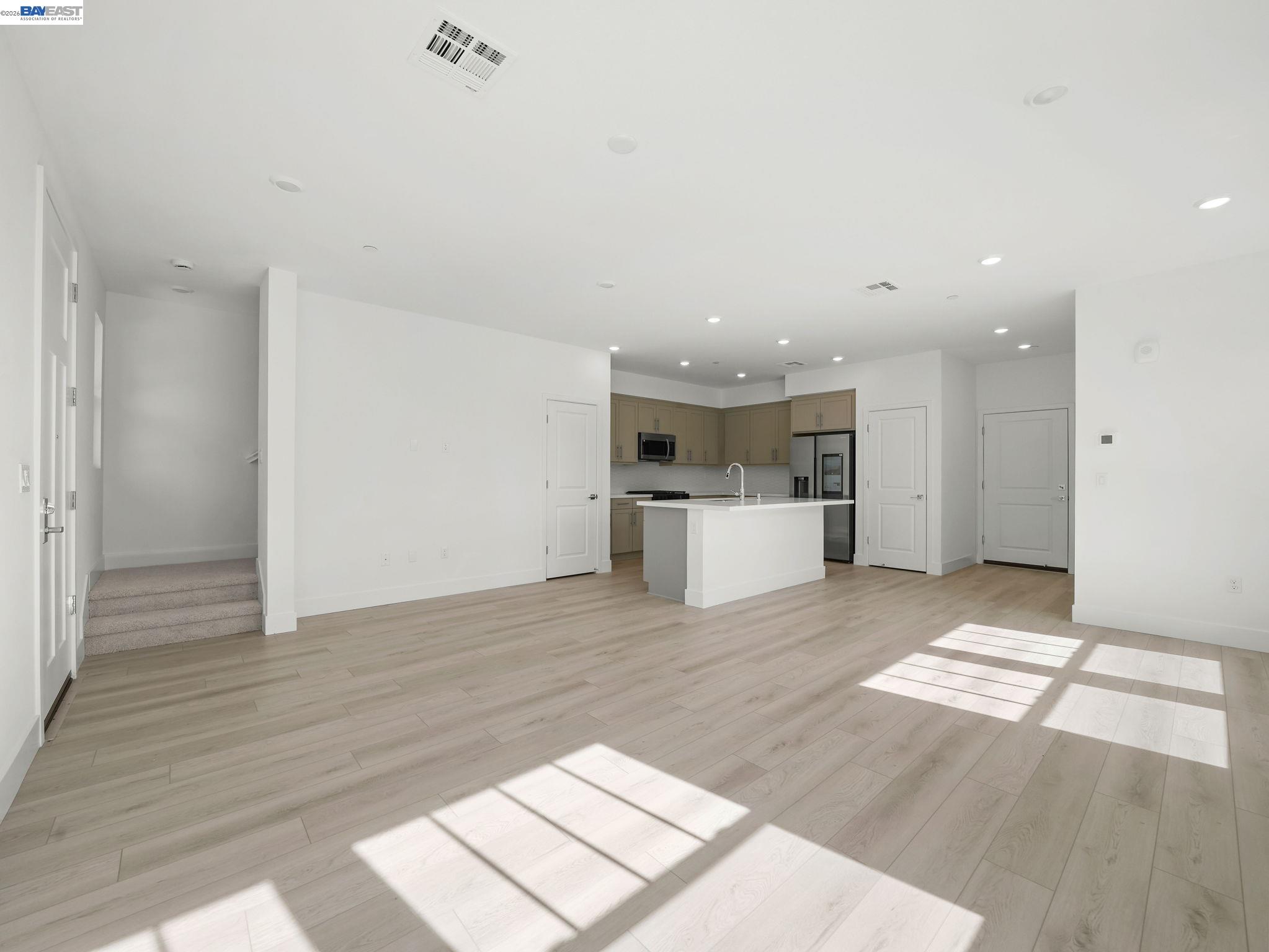 Detail Gallery Image 9 of 44 For 191 Sierra Terrace, Fremont,  CA 94536 - 4 Beds | 2/1 Baths