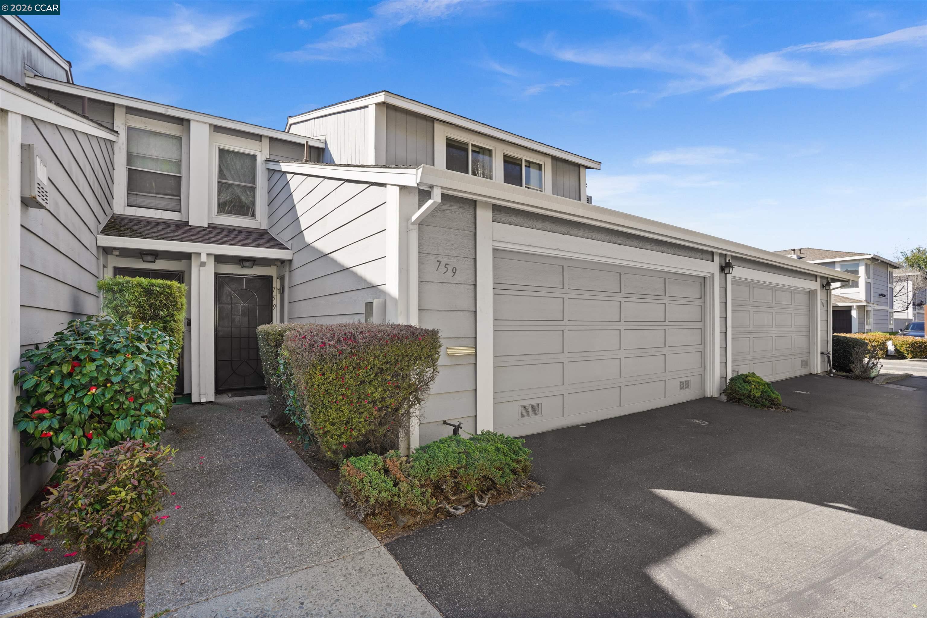 Photo #2: 41127068 Listing: Photo #2