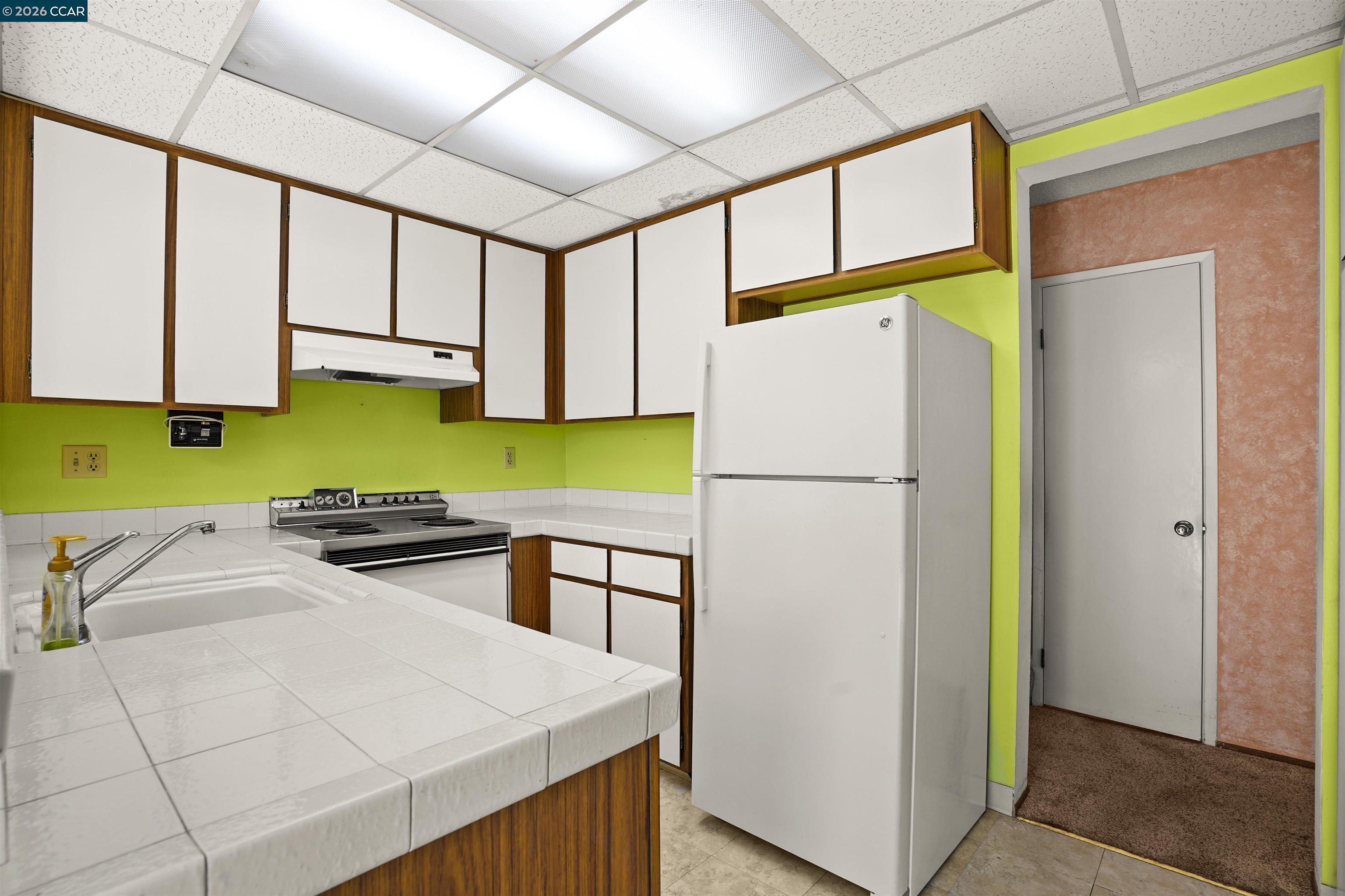 Photo #10: 41127068 Listing: Photo #10