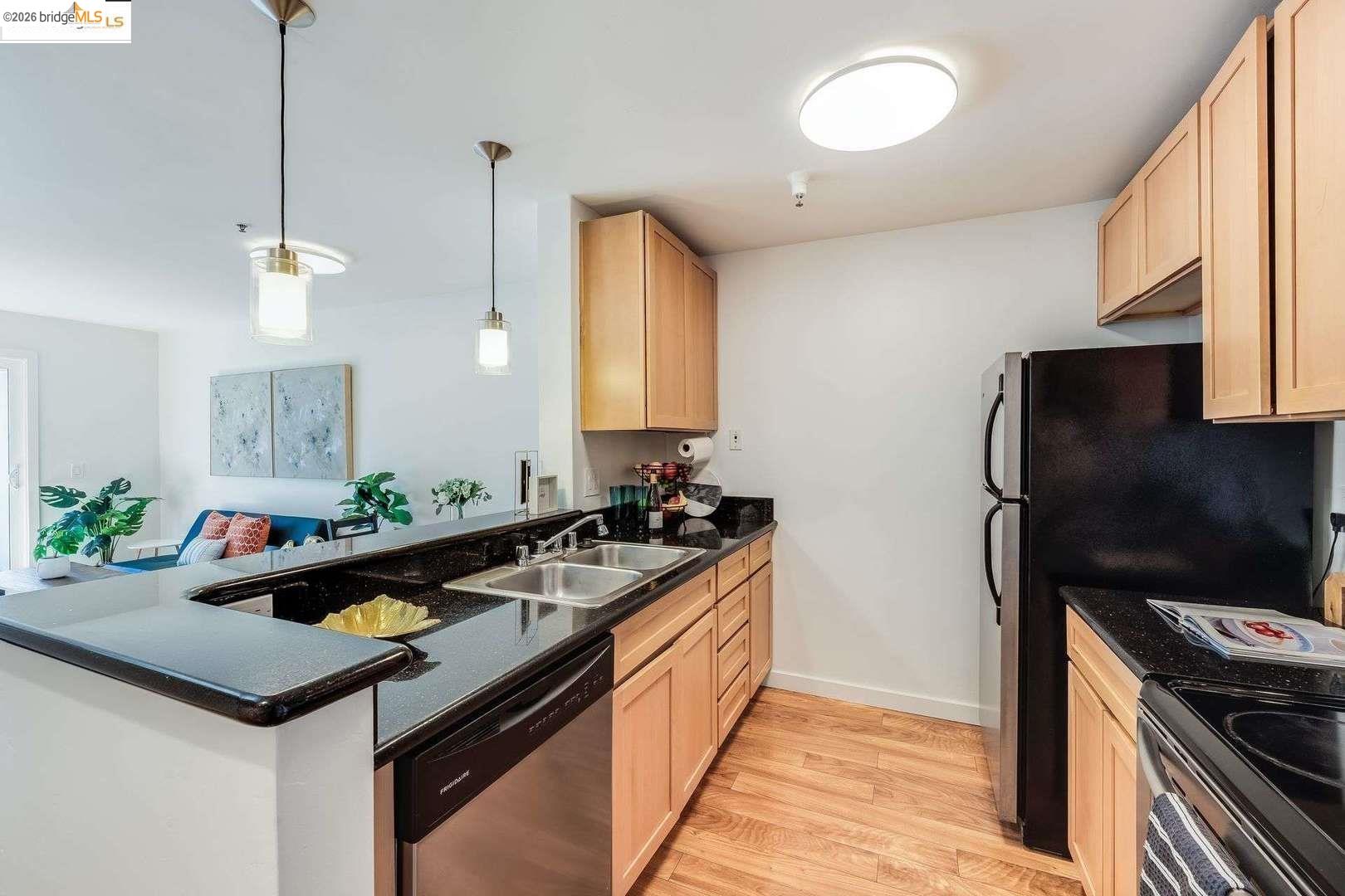 Photo #12: 41127070 Listing: Photo #12