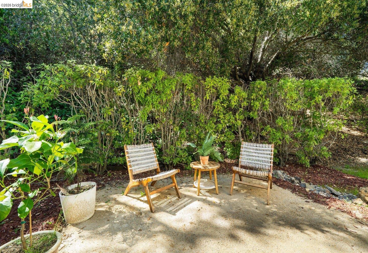 Detail Gallery Image 2 of 58 For 1368 Ridgecrest Rd, Pinole,  CA 94564 - 2 Beds | 2/1 Baths