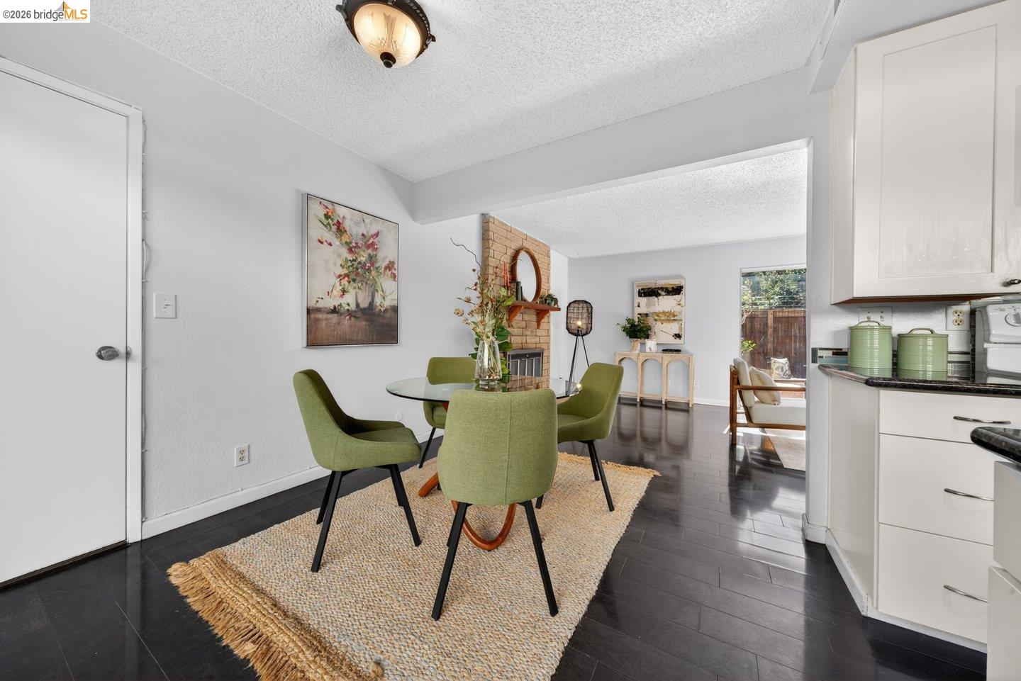 Detail Gallery Image 20 of 58 For 1368 Ridgecrest Rd, Pinole,  CA 94564 - 2 Beds | 2/1 Baths