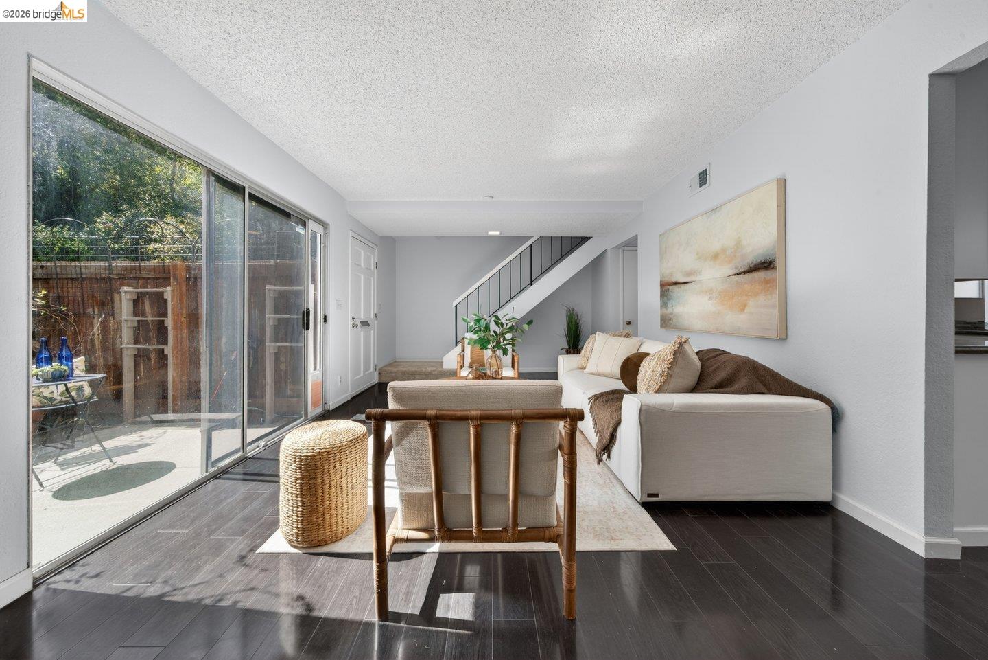 Detail Gallery Image 8 of 58 For 1368 Ridgecrest Rd, Pinole,  CA 94564 - 2 Beds | 2/1 Baths