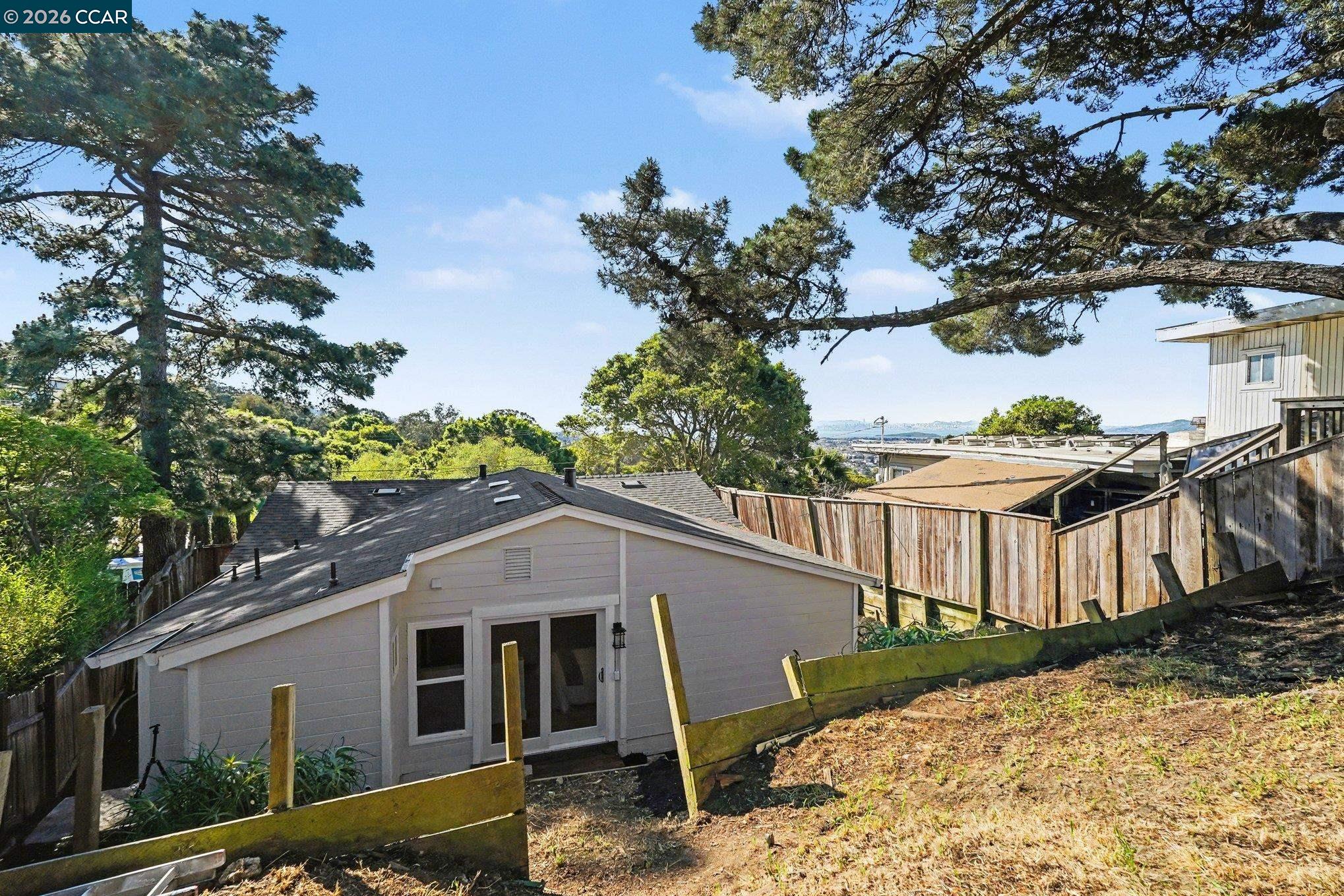 Detail Gallery Image 33 of 38 For 6101 N Arlington Blvd, San Pablo,  CA 94806 - 4 Beds | 2/1 Baths