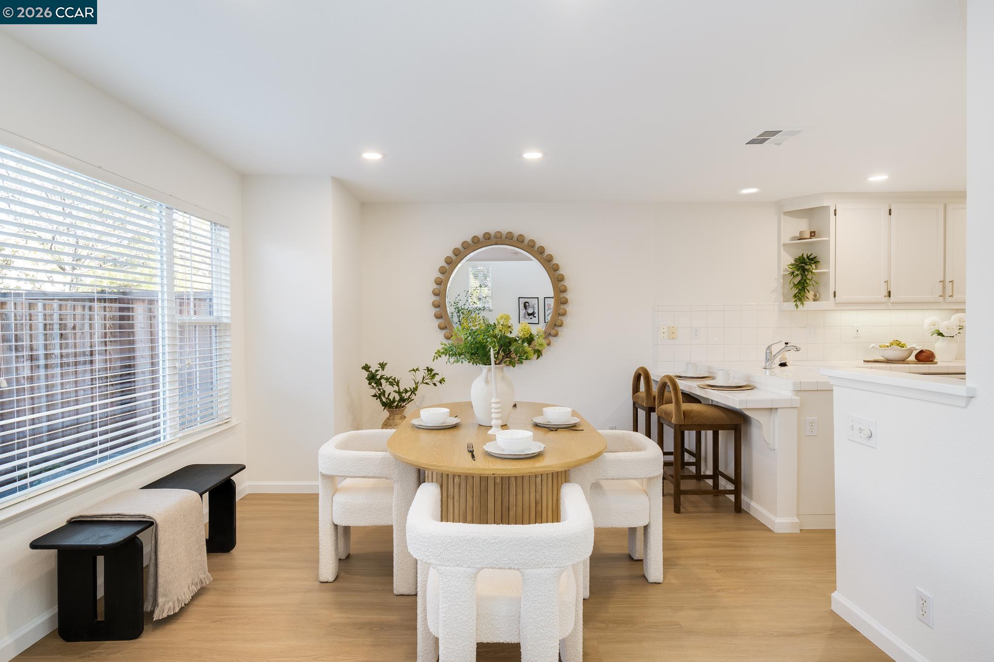 Photo #6: 41127078 Listing: Photo #6