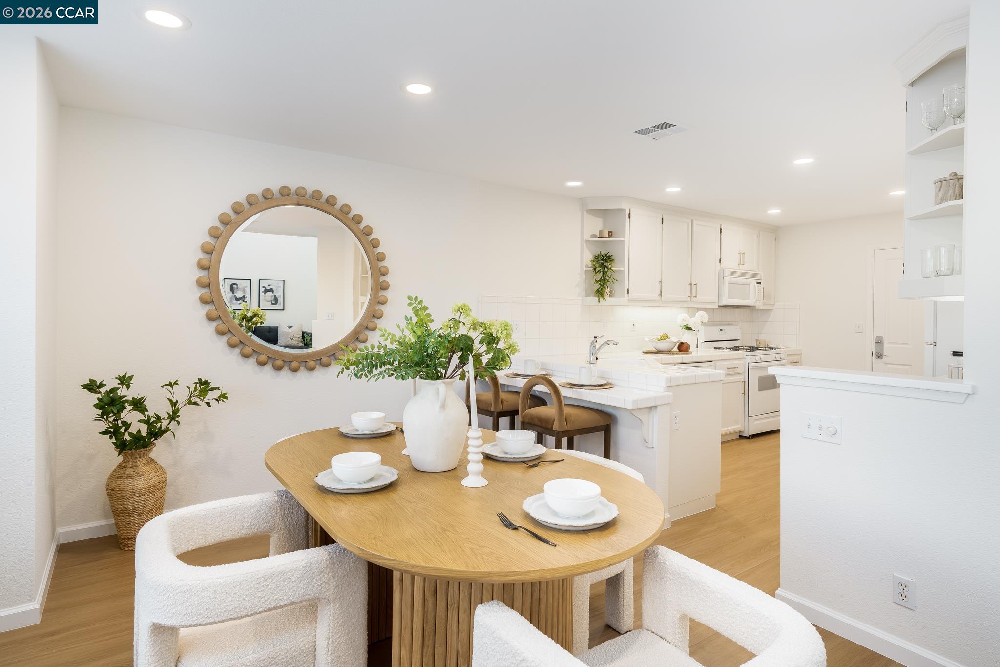 Photo #7: 41127078 Listing: Photo #7