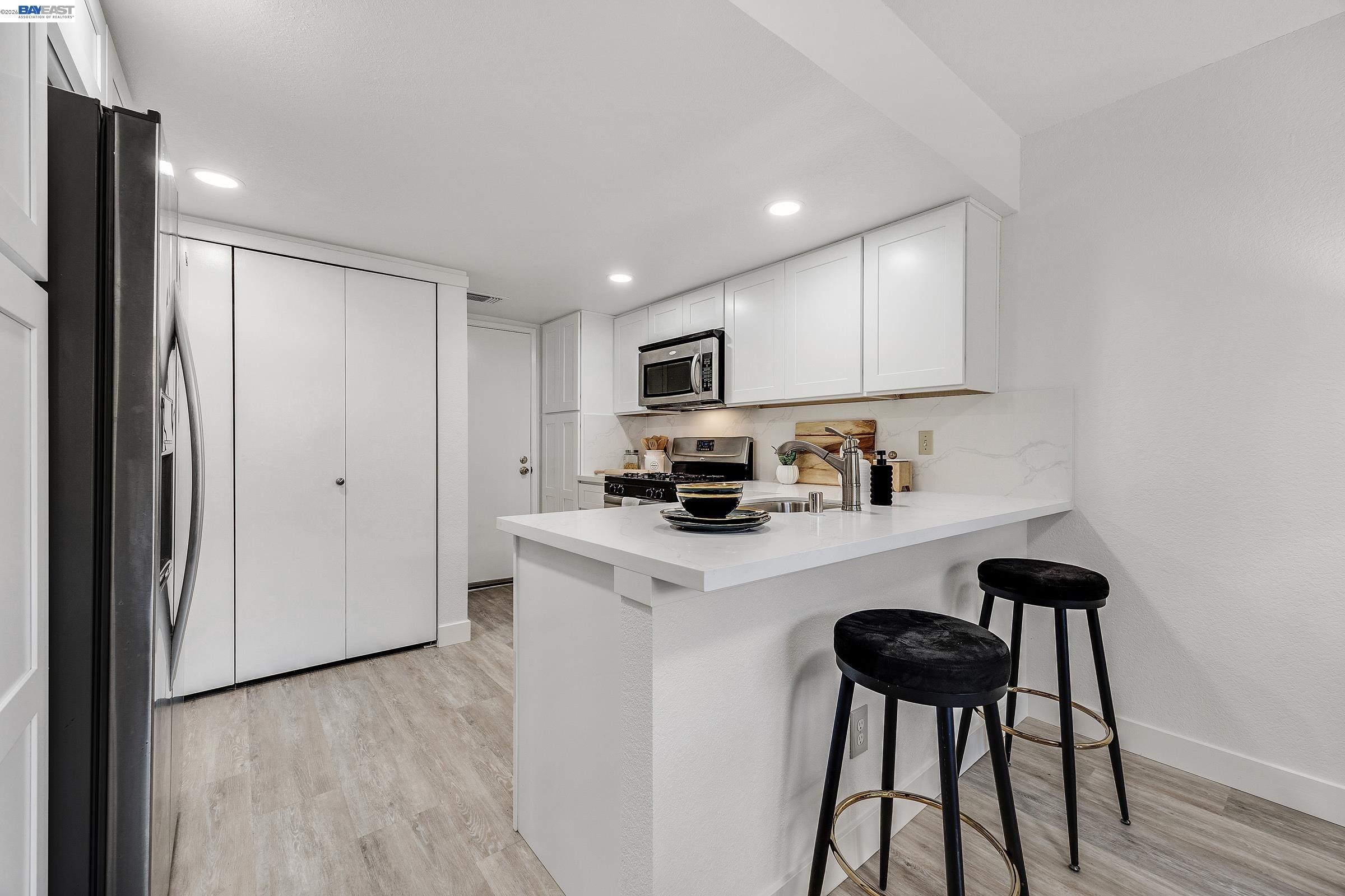 Photo #8: 41127079 Listing: Photo #8