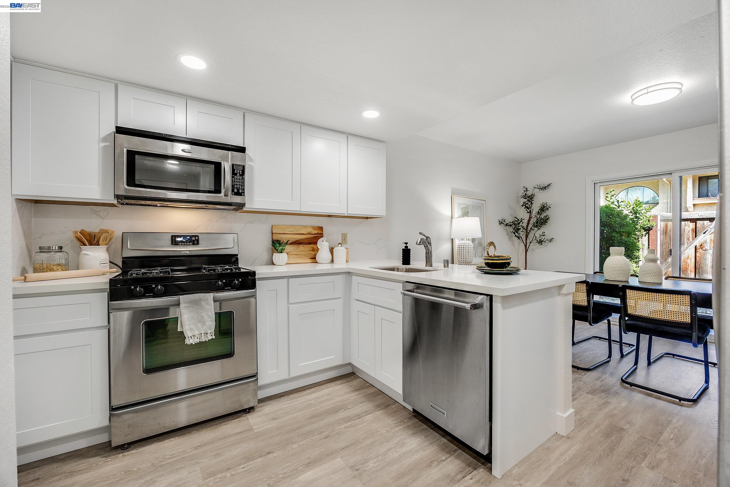 Photo #9: 41127079 Listing: Photo #9