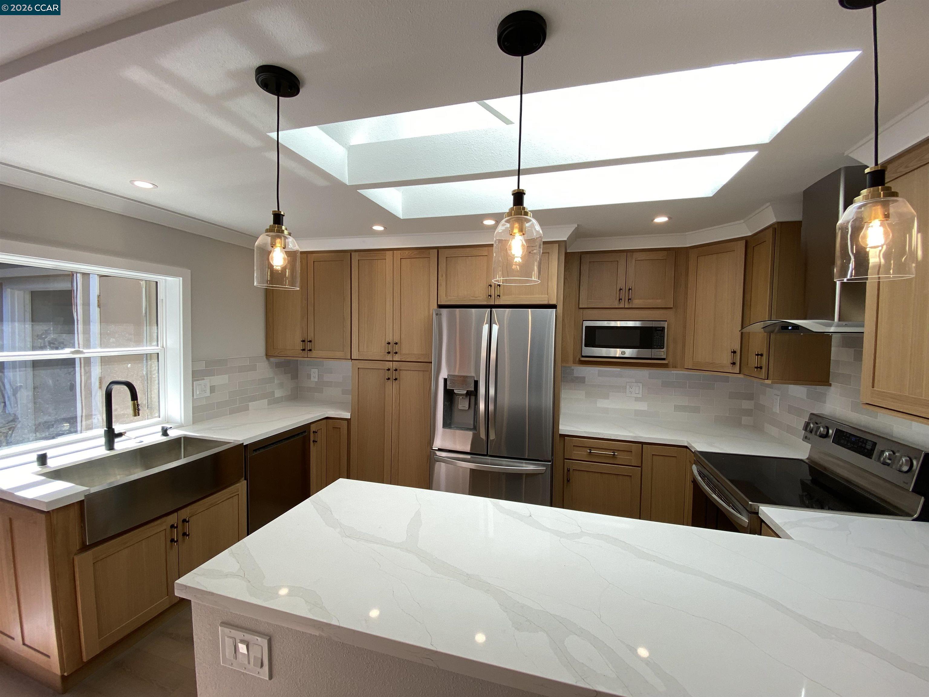 Detail Gallery Image 3 of 51 For 1152 Fairlawn Ct #3,  Walnut Creek,  CA 94595 - 2 Beds | 2 Baths