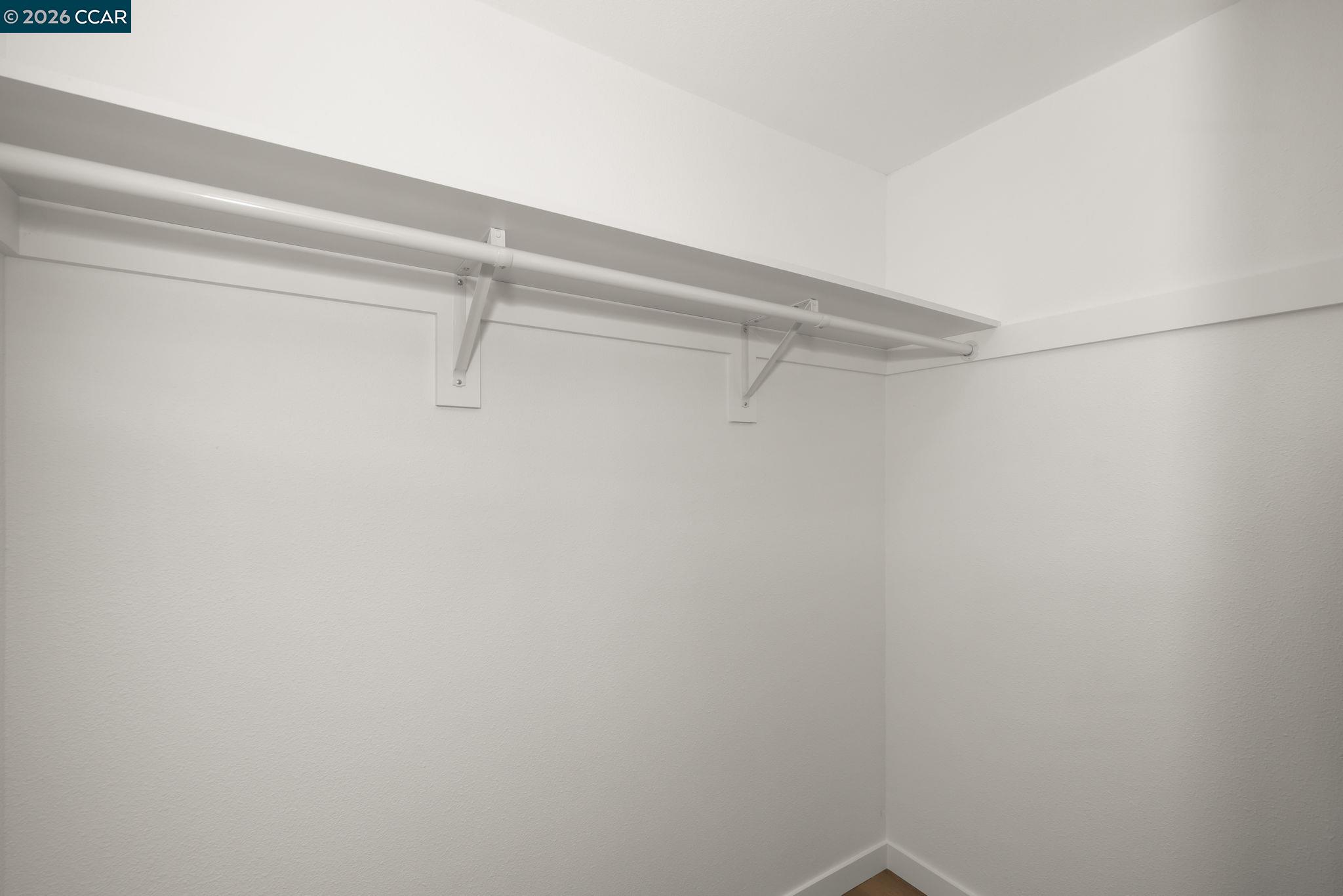 Photo #24: 41127081 Listing: Photo #24