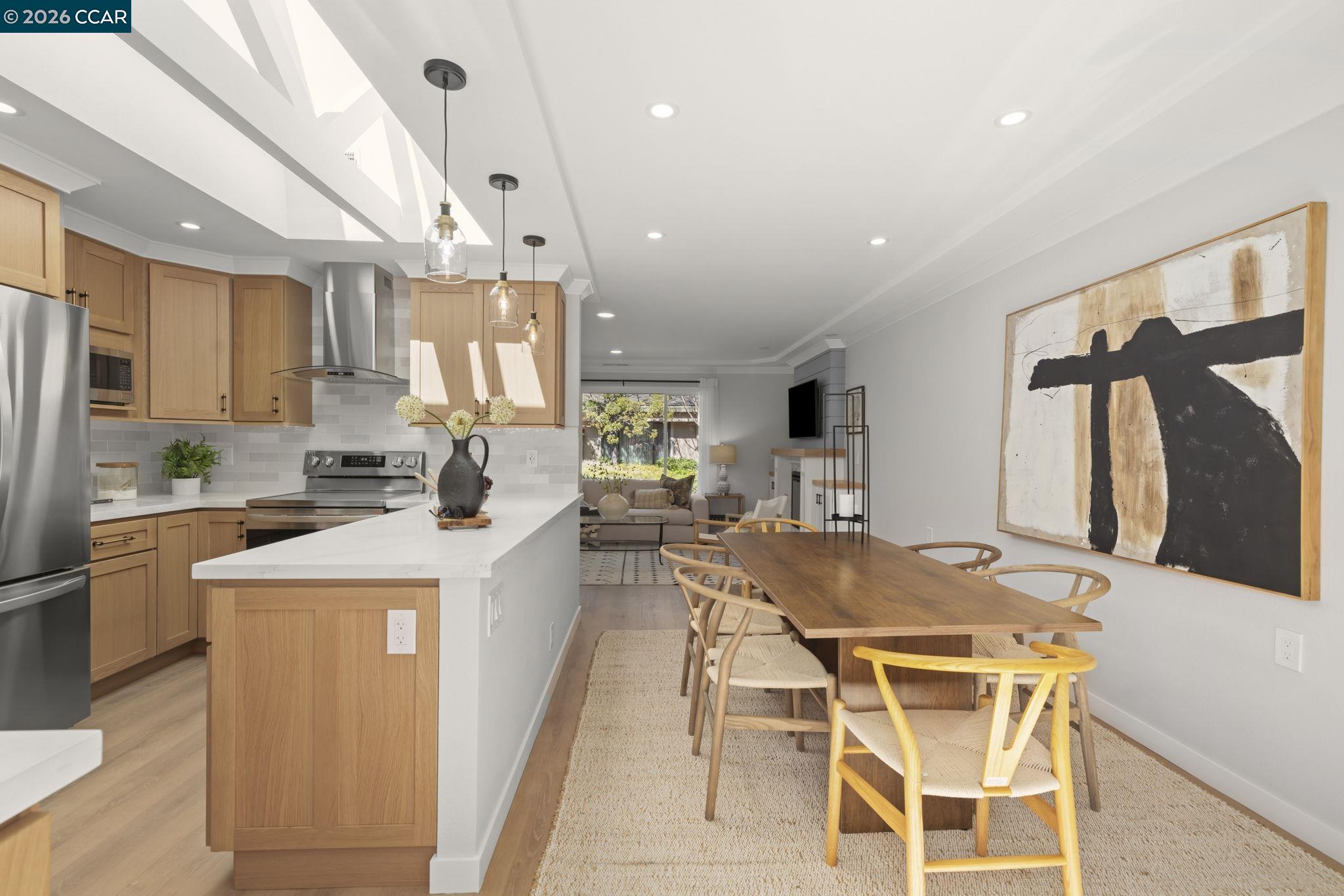 Detail Gallery Image 8 of 51 For 1152 Fairlawn Ct #3,  Walnut Creek,  CA 94595 - 2 Beds | 2 Baths