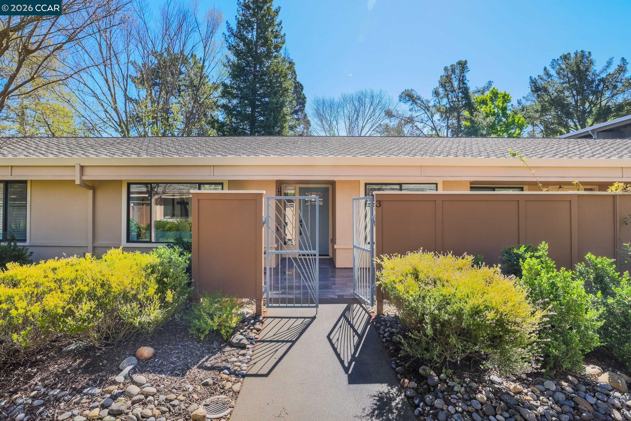 Detail Gallery Image 10 of 51 For 1152 Fairlawn Ct #3,  Walnut Creek,  CA 94595 - 2 Beds | 2 Baths