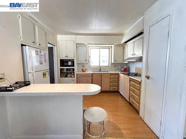 Detail Gallery Image 4 of 16 For 1150 W Winton Ave #229,  Hayward,  CA 94545 - 2 Beds | 2 Baths