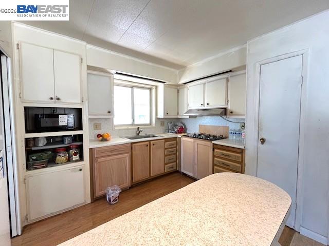 Detail Gallery Image 5 of 16 For 1150 W Winton Ave #229,  Hayward,  CA 94545 - 2 Beds | 2 Baths