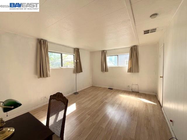 Detail Gallery Image 8 of 16 For 1150 W Winton Ave #229,  Hayward,  CA 94545 - 2 Beds | 2 Baths