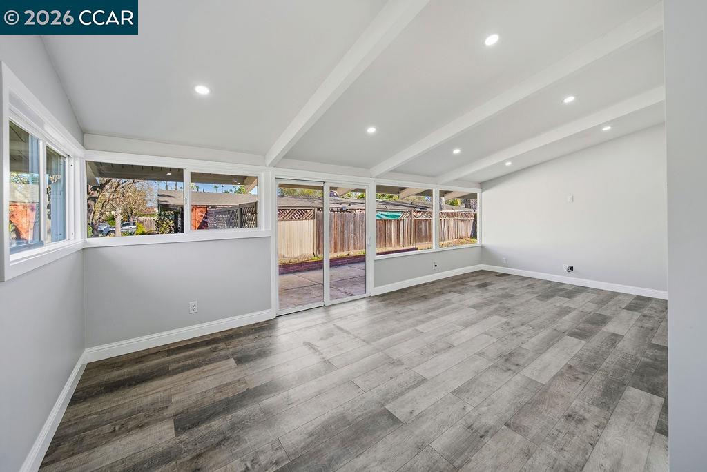 Detail Gallery Image 11 of 29 For 1737 Ravenwood Dr, Concord,  CA 94520 - 3 Beds | 2 Baths