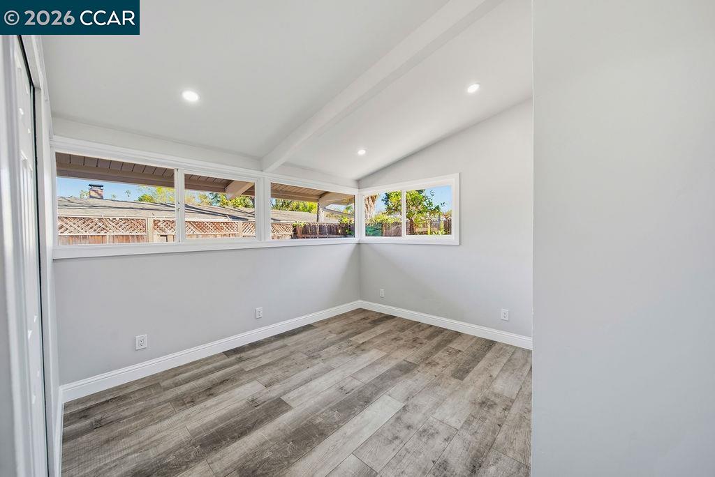 Detail Gallery Image 18 of 29 For 1737 Ravenwood Dr, Concord,  CA 94520 - 3 Beds | 2 Baths