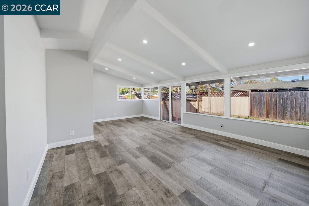 Detail Gallery Image 3 of 29 For 1737 Ravenwood Dr, Concord,  CA 94520 - 3 Beds | 2 Baths