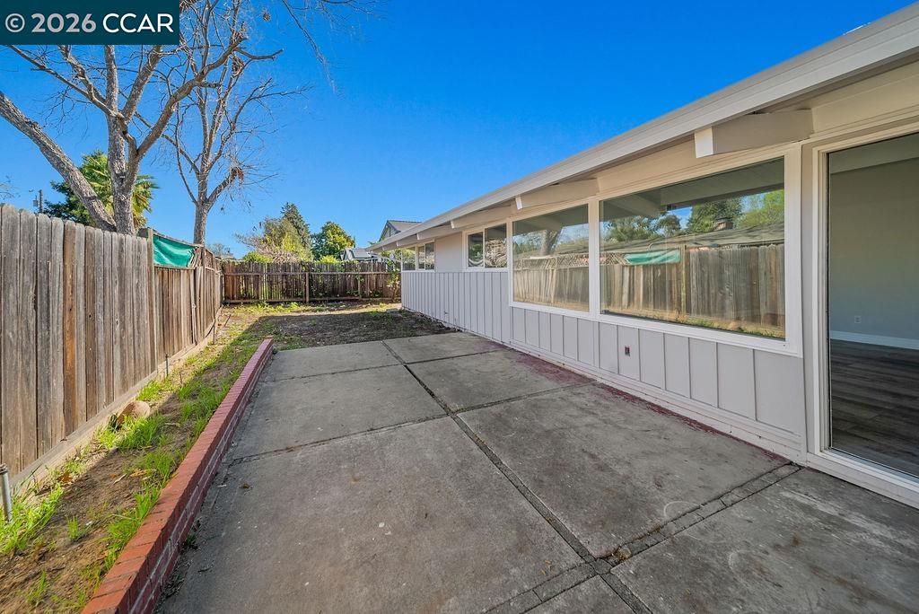 Detail Gallery Image 21 of 29 For 1737 Ravenwood Dr, Concord,  CA 94520 - 3 Beds | 2 Baths