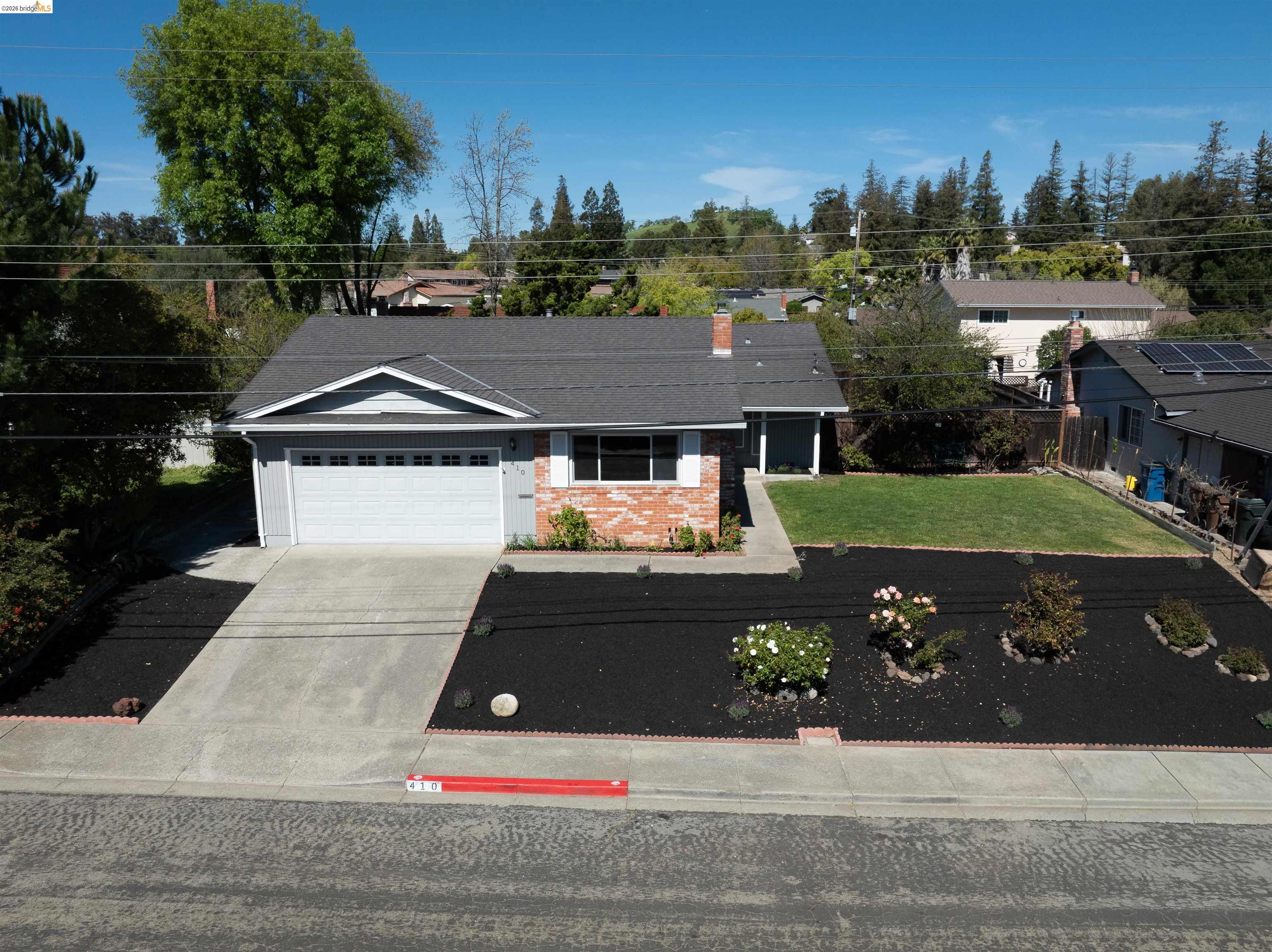 Detail Gallery Image 28 of 32 For 410 Fensalir Ave, Pleasant Hill,  CA 94523 - 3 Beds | 2 Baths