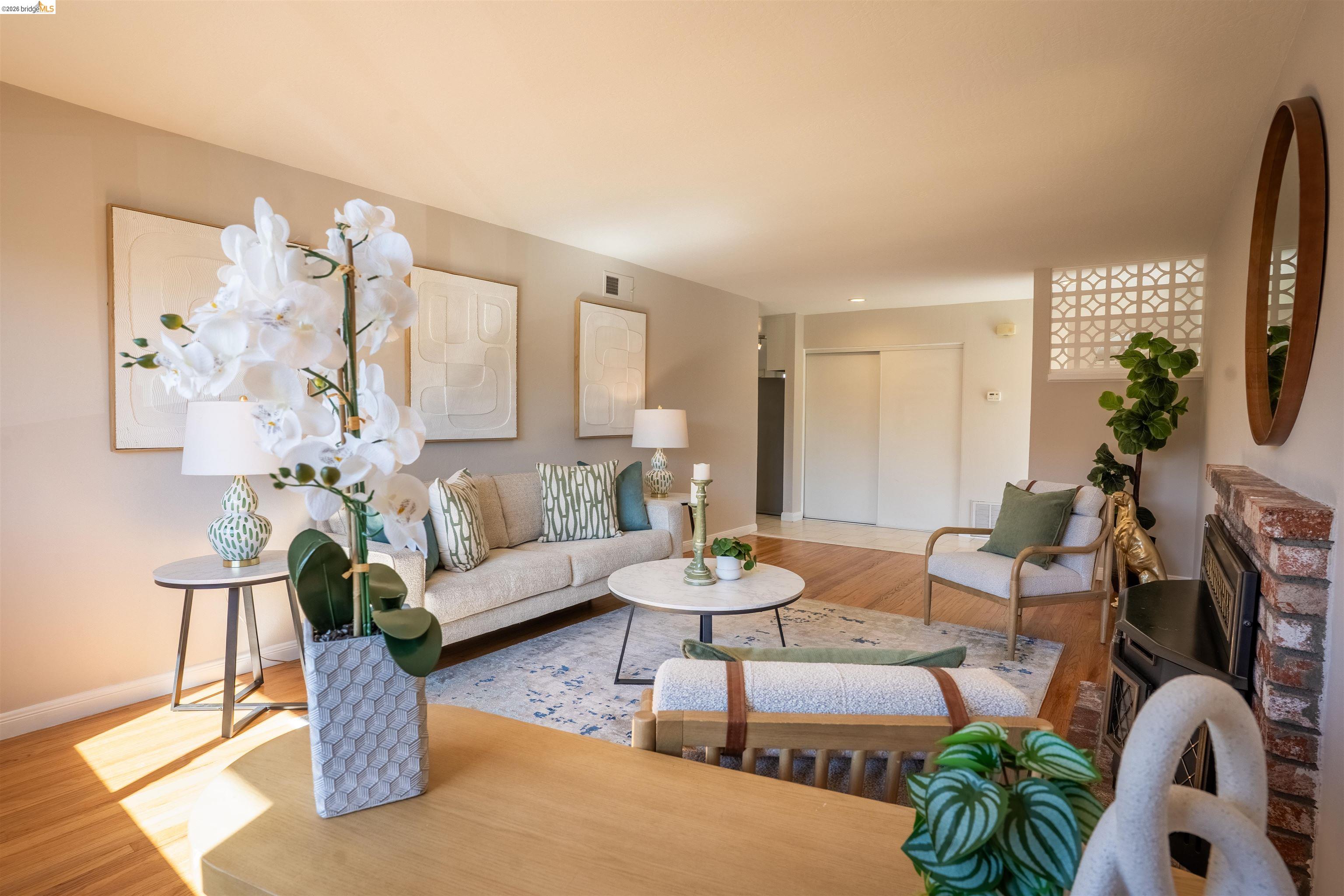 Detail Gallery Image 4 of 32 For 410 Fensalir Ave, Pleasant Hill,  CA 94523 - 3 Beds | 2 Baths