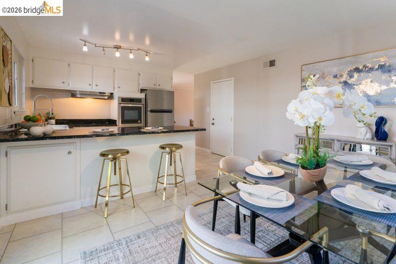 Detail Gallery Image 10 of 32 For 410 Fensalir Ave, Pleasant Hill,  CA 94523 - 3 Beds | 2 Baths