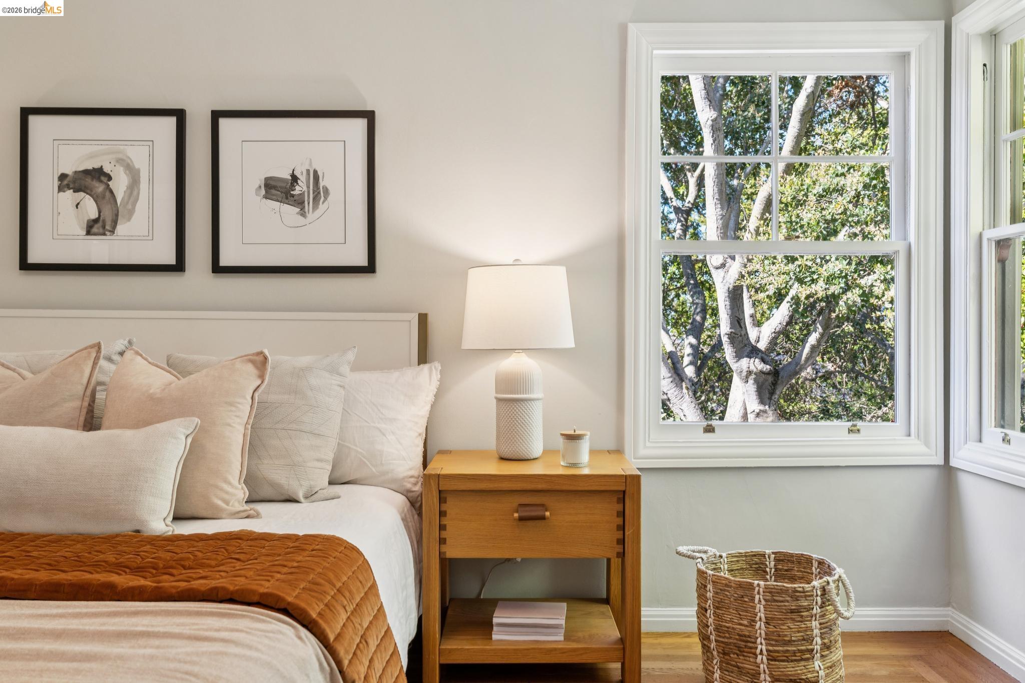 Detail Gallery Image 34 of 40 For 1412 Oxford St, Berkeley,  CA 94709 - 4 Beds | 2 Baths