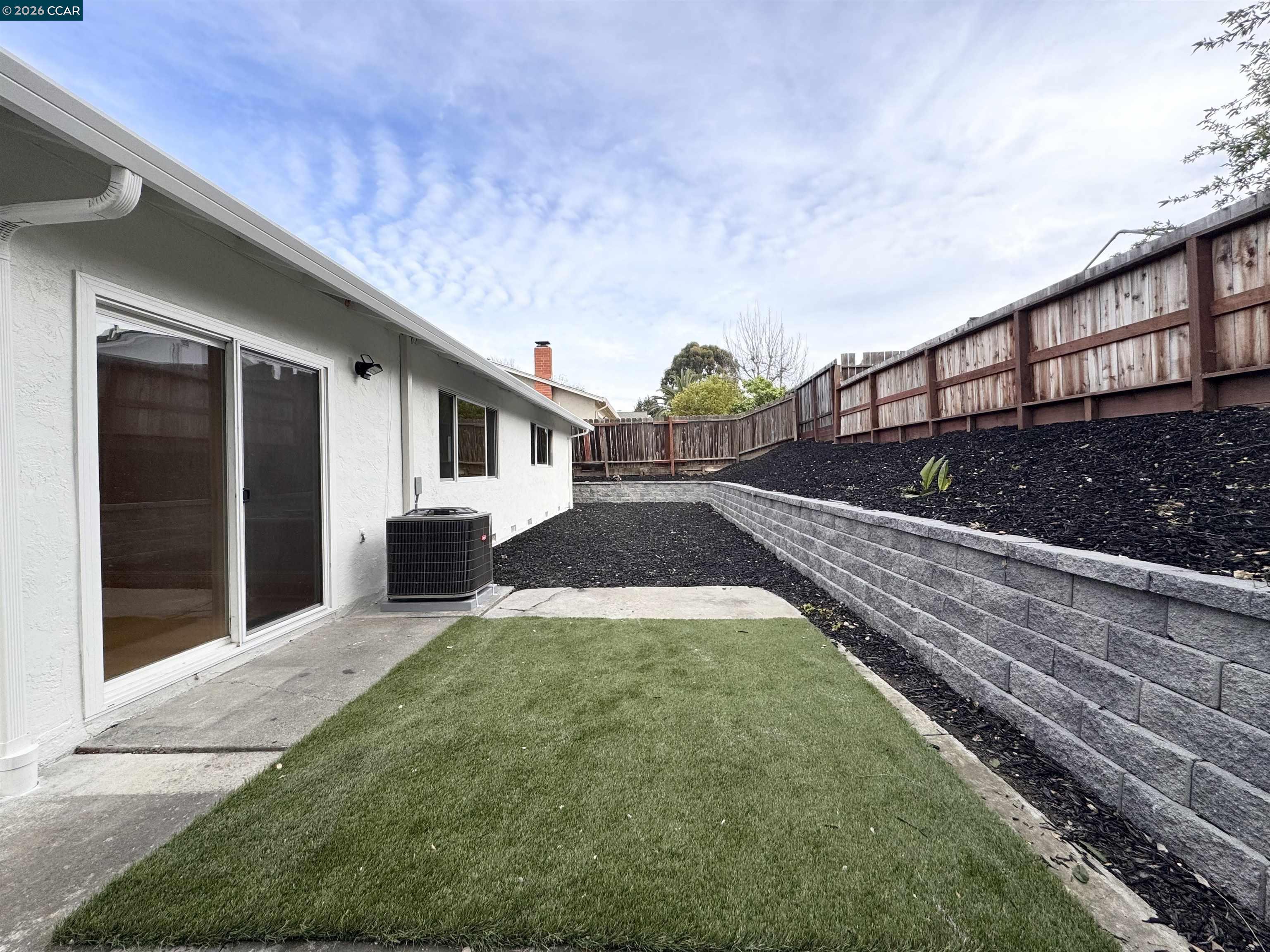 Detail Gallery Image 18 of 21 For 2307 Panoramic Dr, Concord,  CA 94520-1318 - 3 Beds | 2 Baths