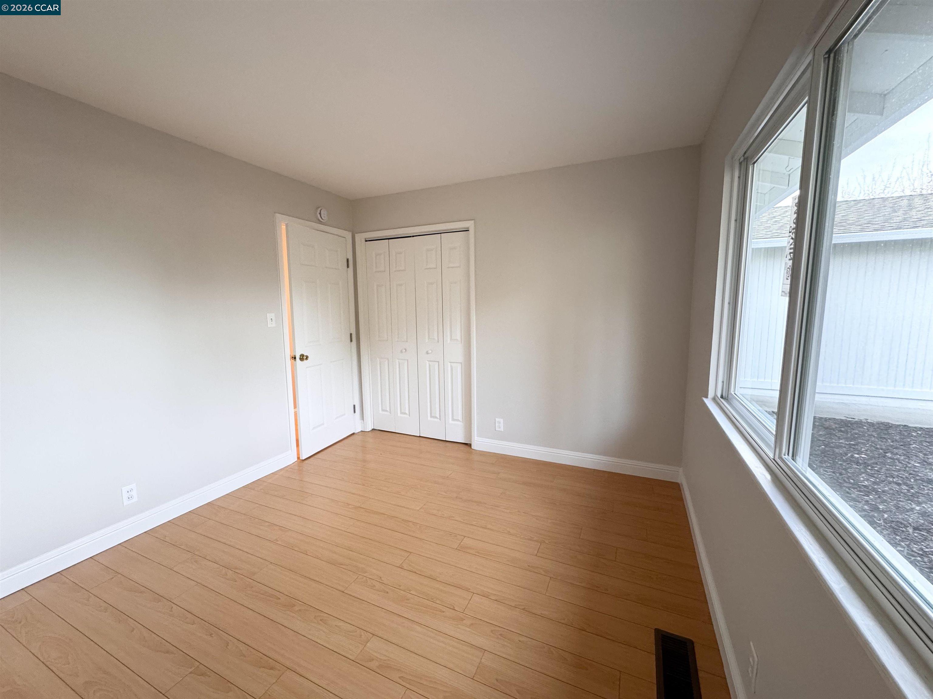 Detail Gallery Image 9 of 21 For 2307 Panoramic Dr, Concord,  CA 94520-1318 - 3 Beds | 2 Baths