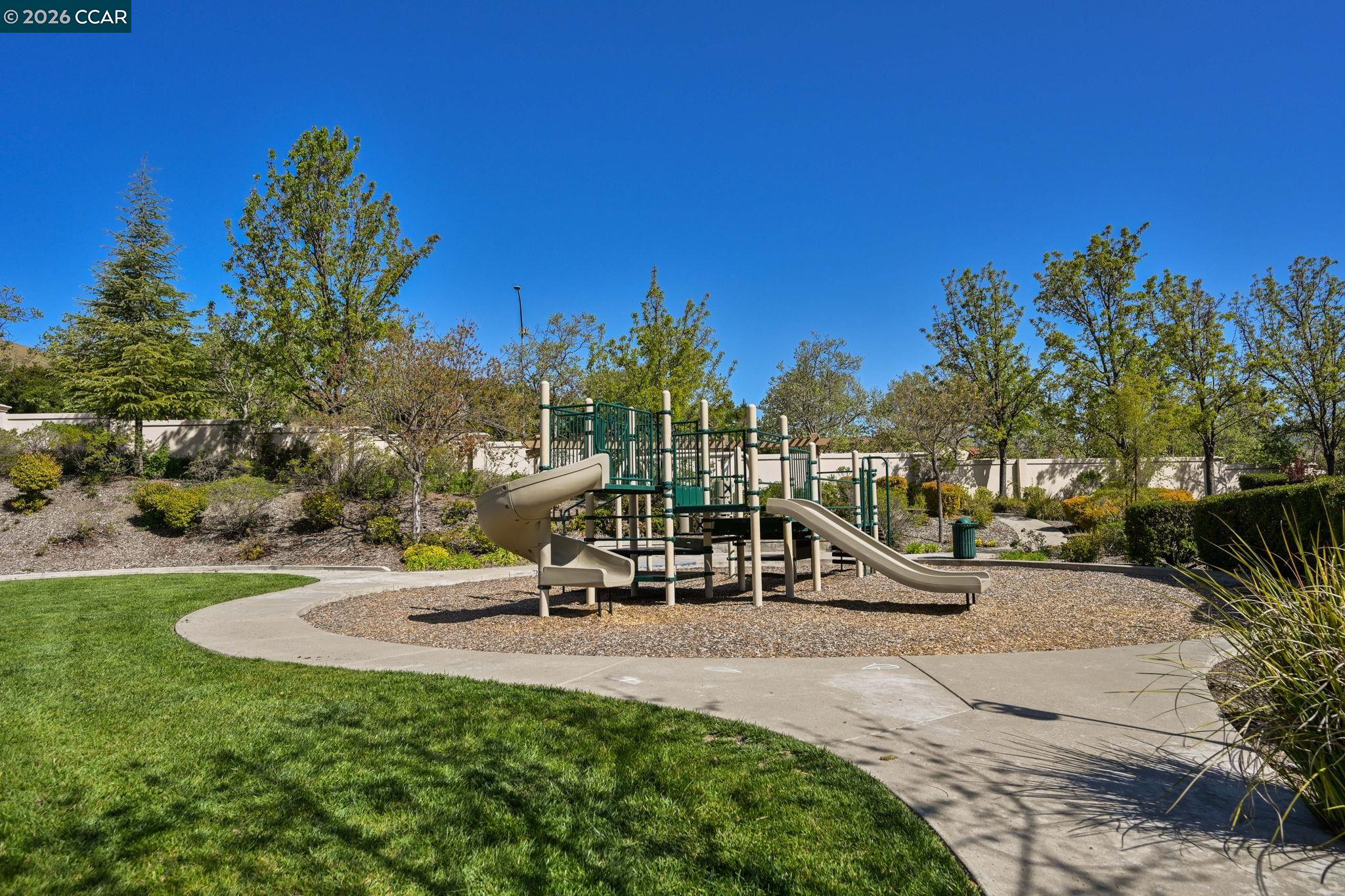 Detail Gallery Image 33 of 33 For 419 Fuchsia Ln, San Ramon,  CA 94582 - 3 Beds | 2 Baths