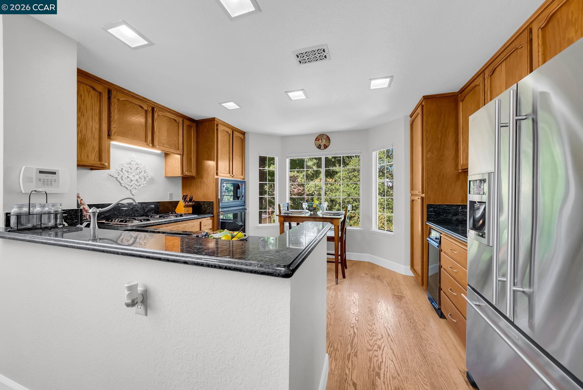 Detail Gallery Image 13 of 56 For 1618 Brush Creek Place, Danville,  CA 94526-5622 - 3 Beds | 2 Baths