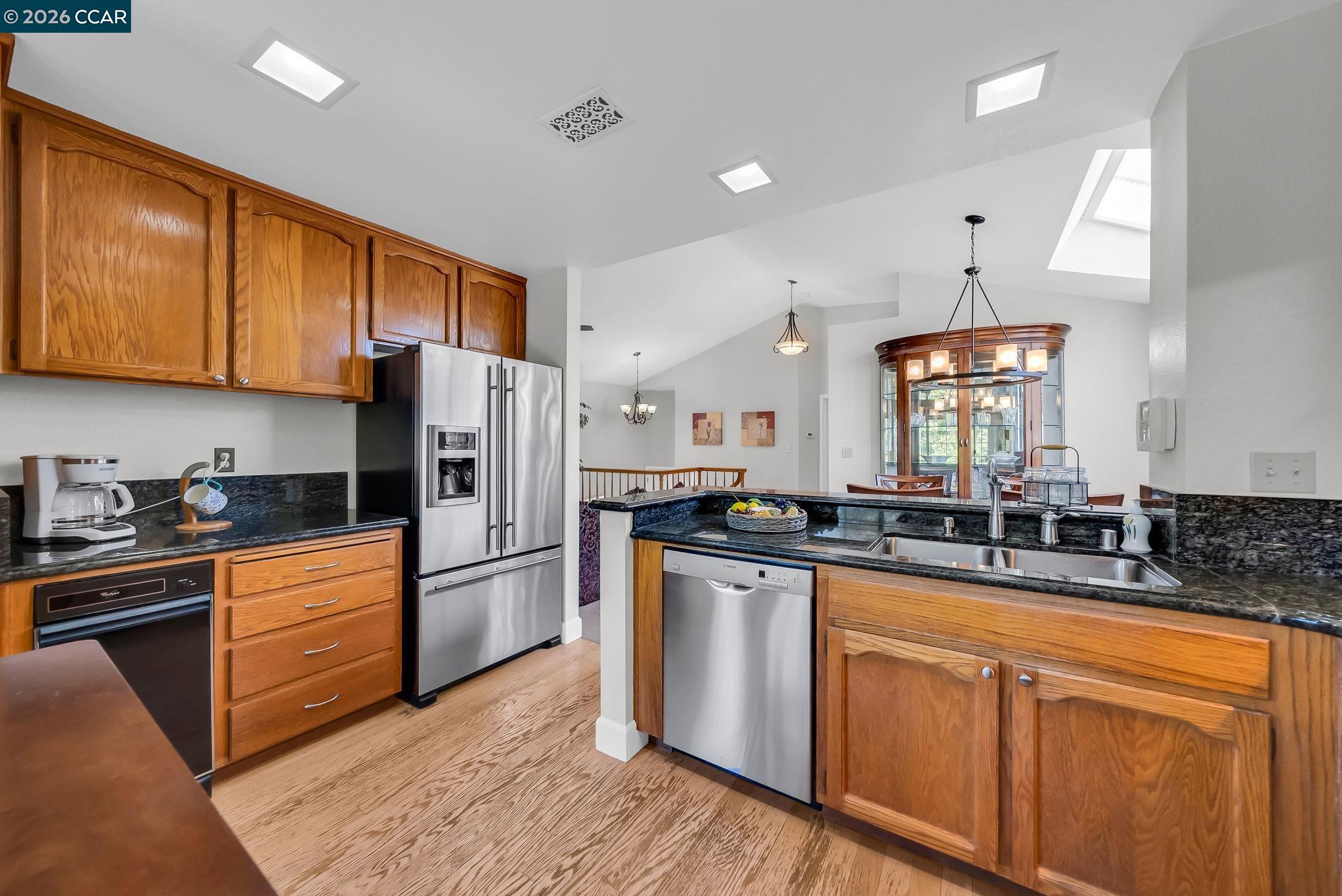 Detail Gallery Image 17 of 56 For 1618 Brush Creek Place, Danville,  CA 94526-5622 - 3 Beds | 2 Baths