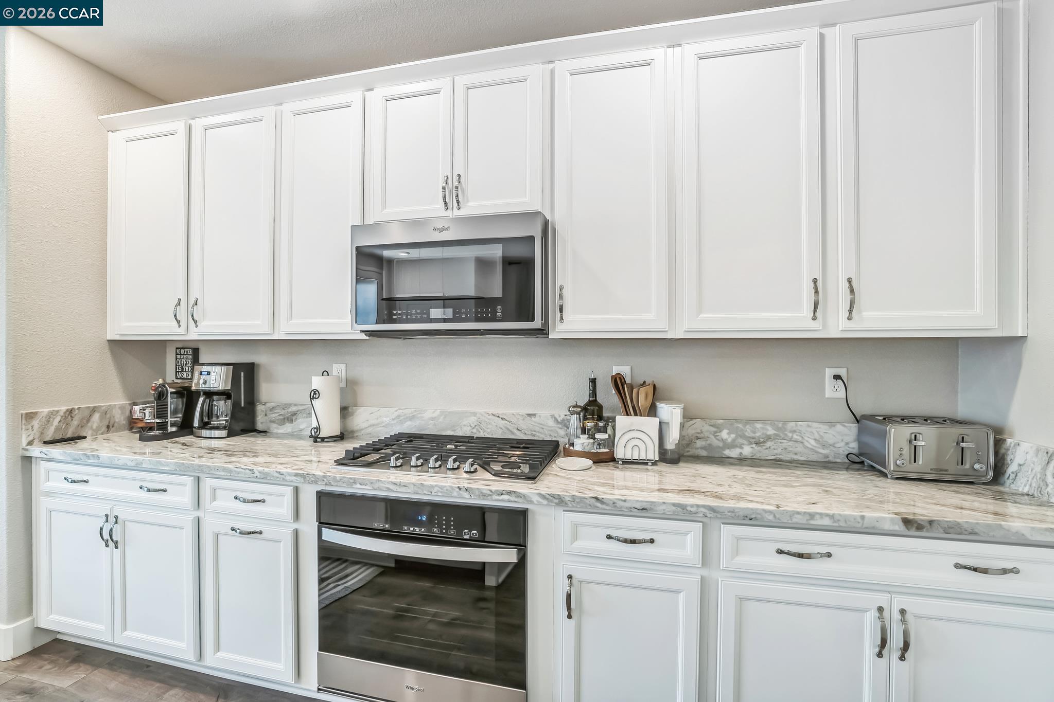 Detail Gallery Image 13 of 35 For 2940 Wheat Grass Street, Sacramento,  CA 95833 - 3 Beds | 3 Baths